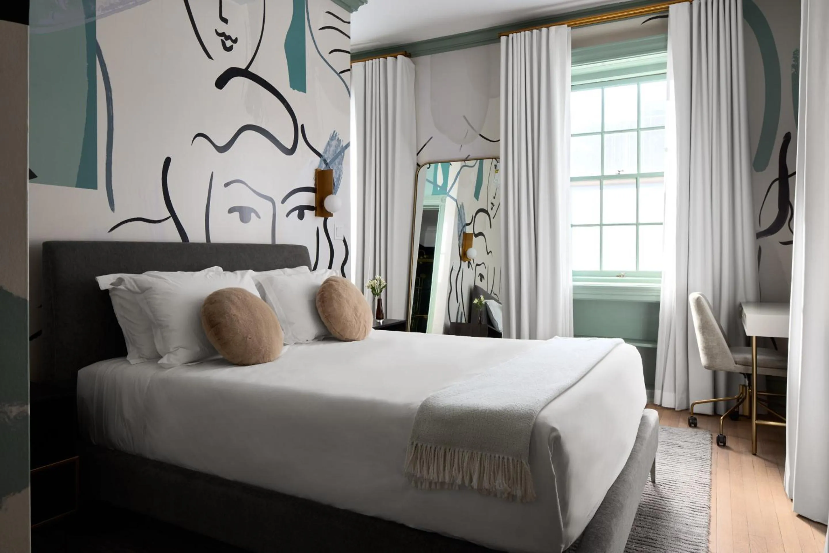 Bed in The Franklin on Rittenhouse, A Boutique Hotel