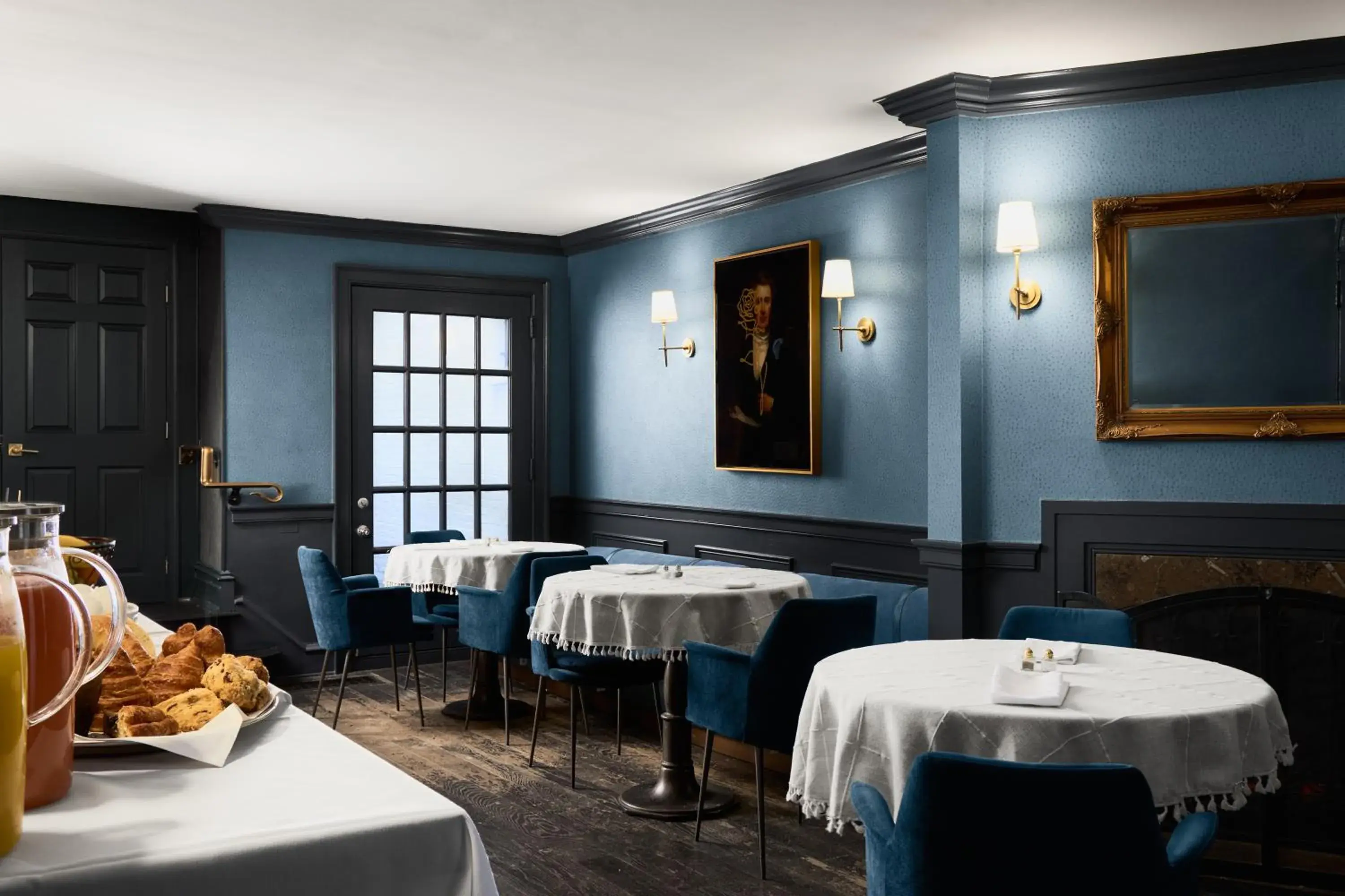 Breakfast in The Franklin on Rittenhouse, A Boutique Hotel Breakfast in The Franklin on Rittenhouse, A Boutique Hotel