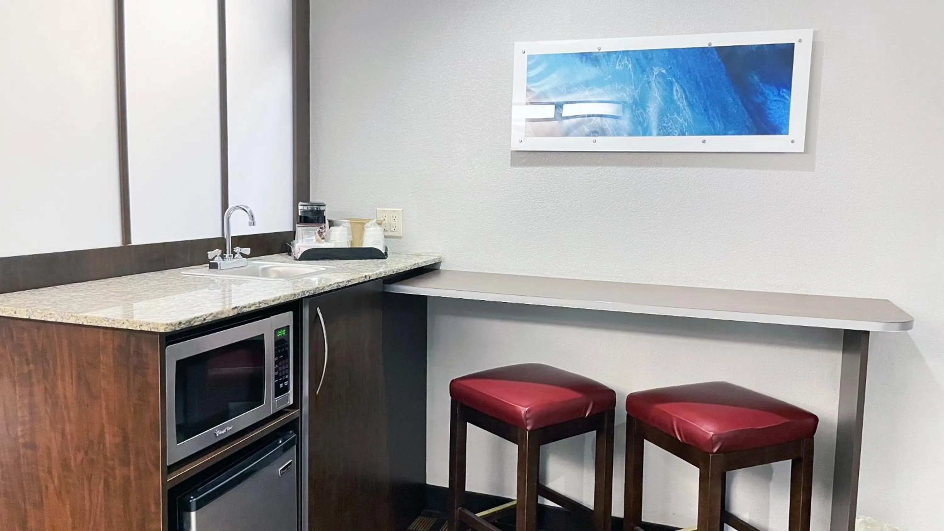 Microtel Inn & Suites by Wyndham Michigan City