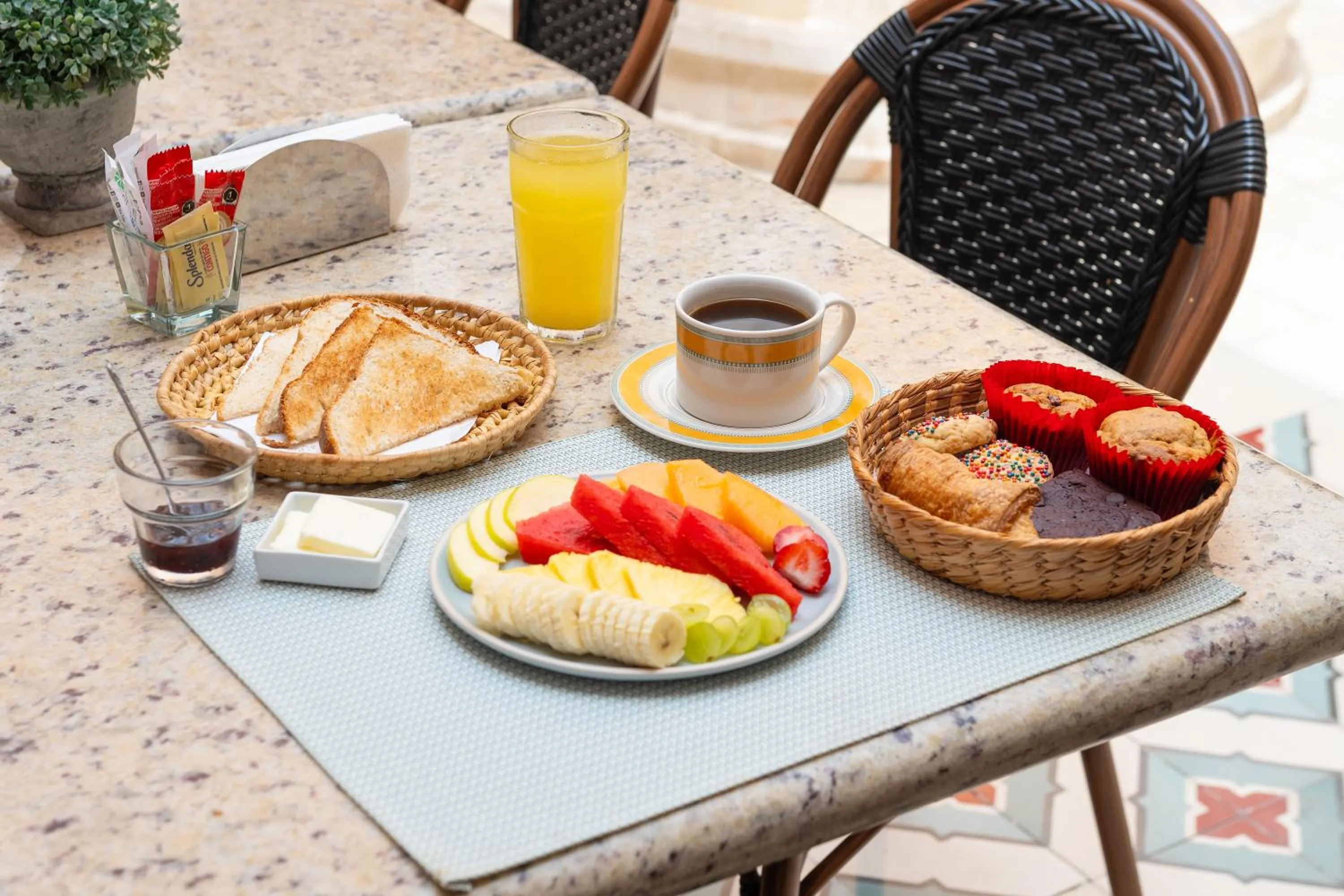 Breakfast in Viva Merida Hotel Boutique