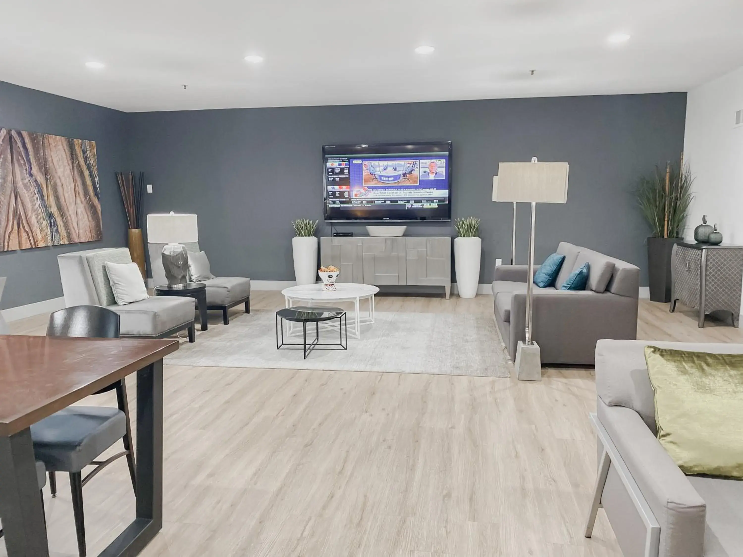 Lobby or reception in Best Western PLUS Peppertree Airport Inn Lobby or reception in Best Western PLUS Peppertree Airport Inn