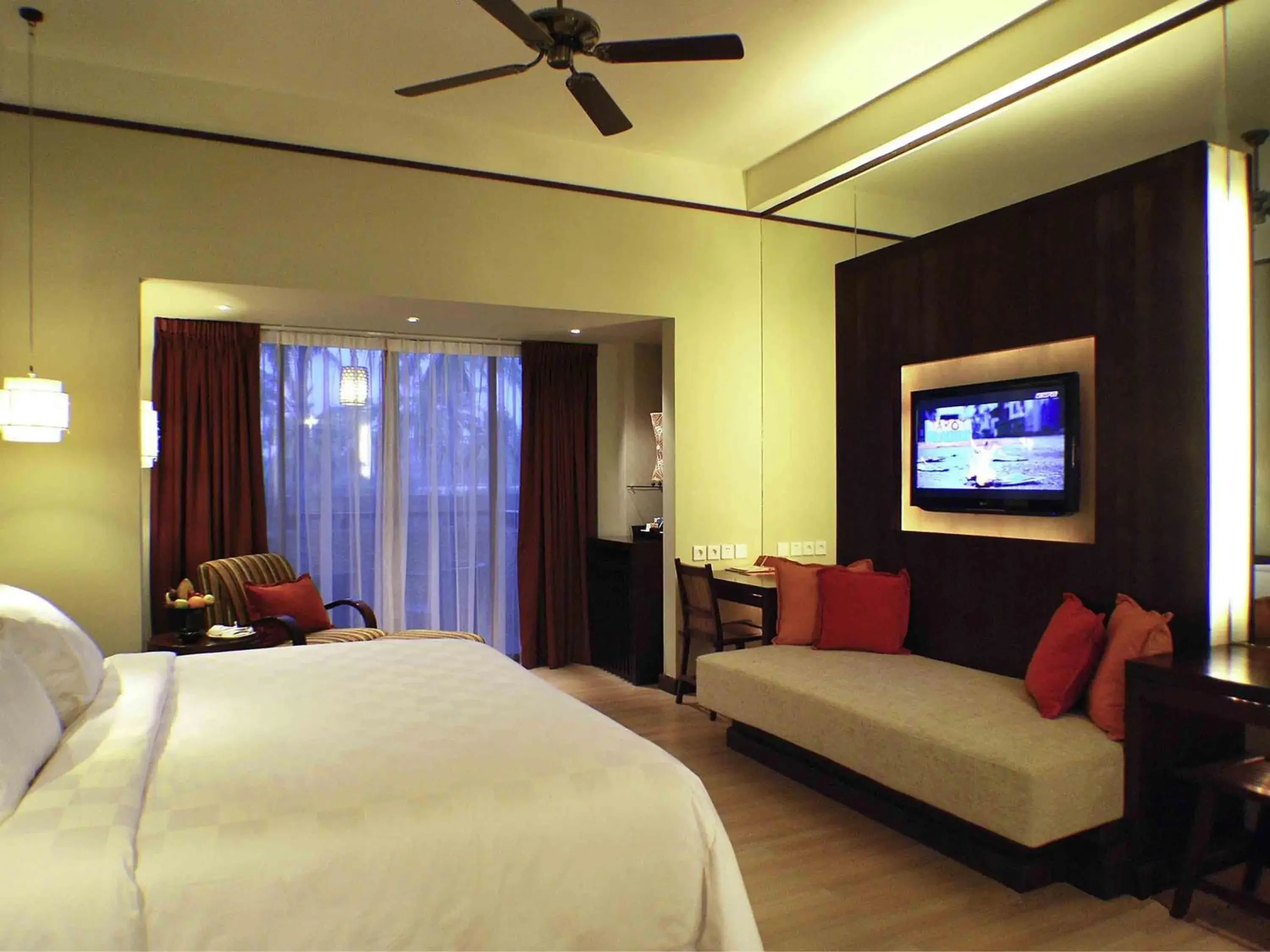 Deluxe Double Room in Novotel Lombok Resort & Villas Deluxe Double Room in Novotel Lombok Resort & Villas