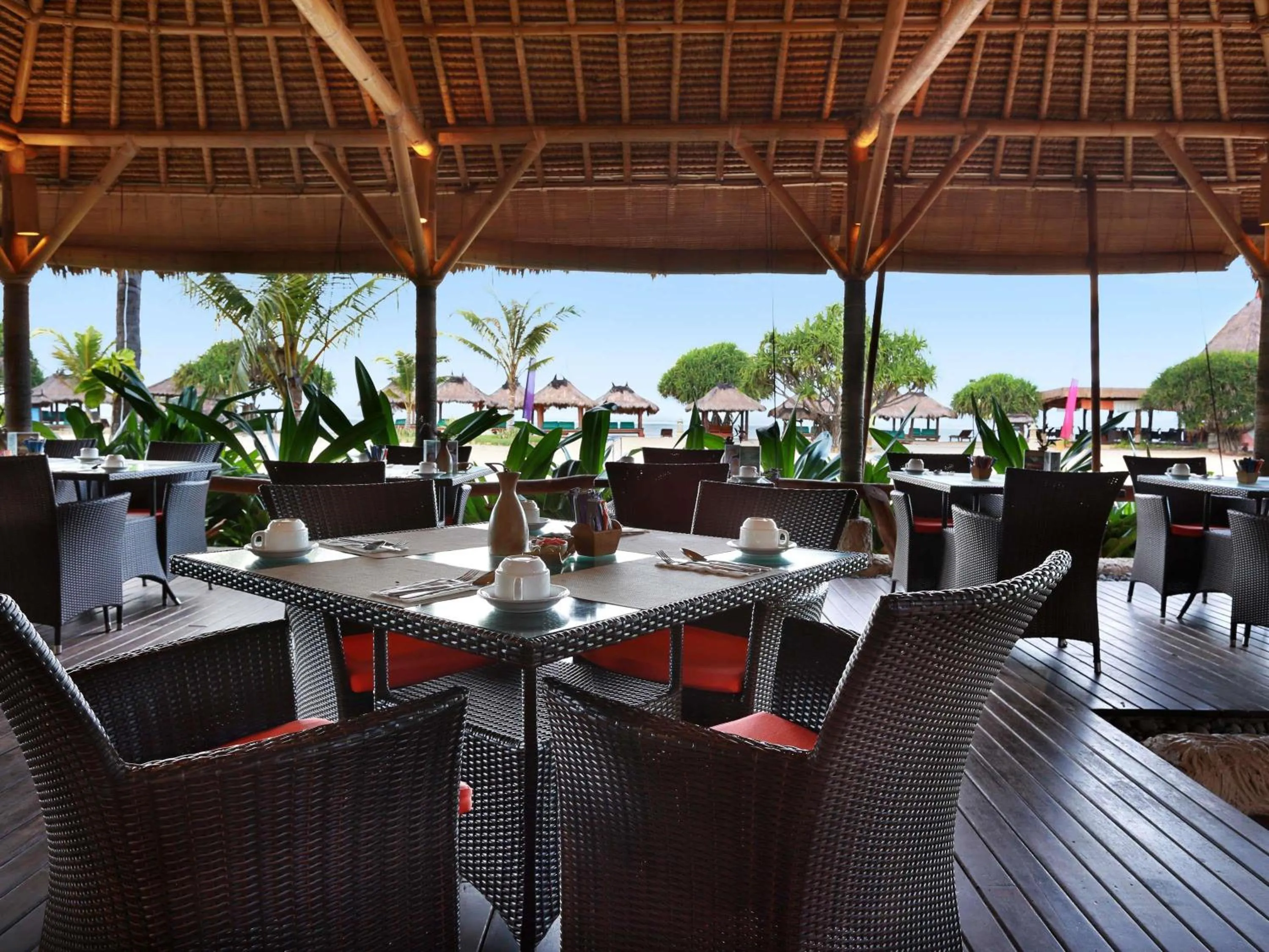 Restaurant/places to eat in Novotel Lombok Resort & Villas