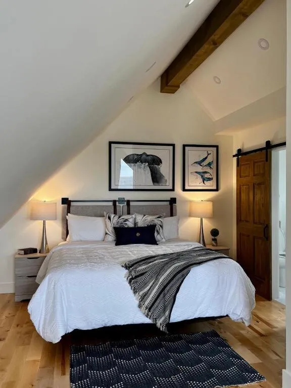 Bed in Bambury's Hillside Chalets