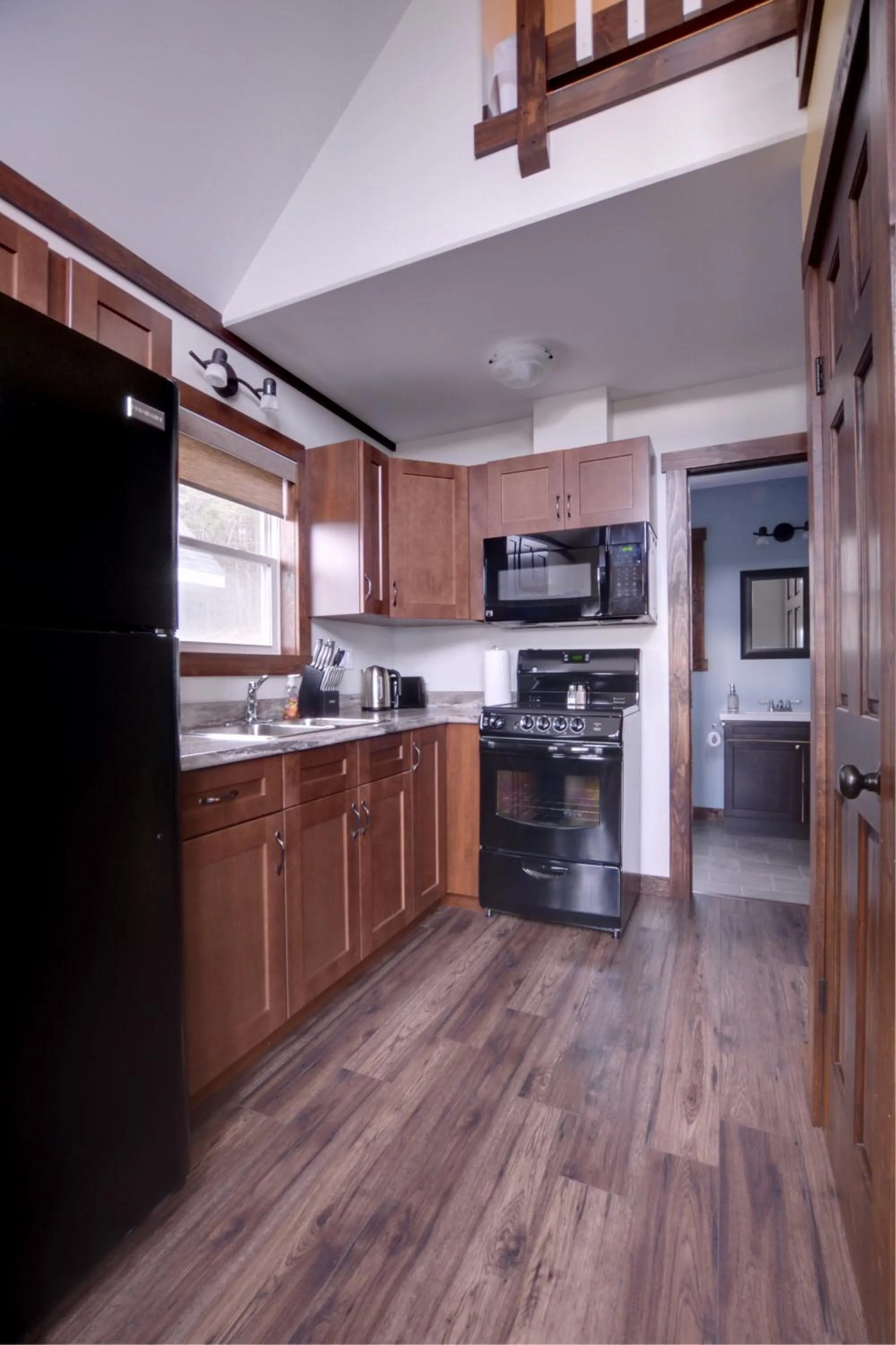 Kitchen or kitchenette in Bambury's Hillside Chalets