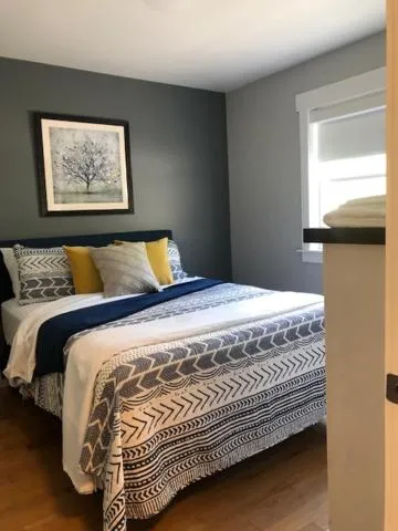 Bed in Bambury's Hillside Chalets