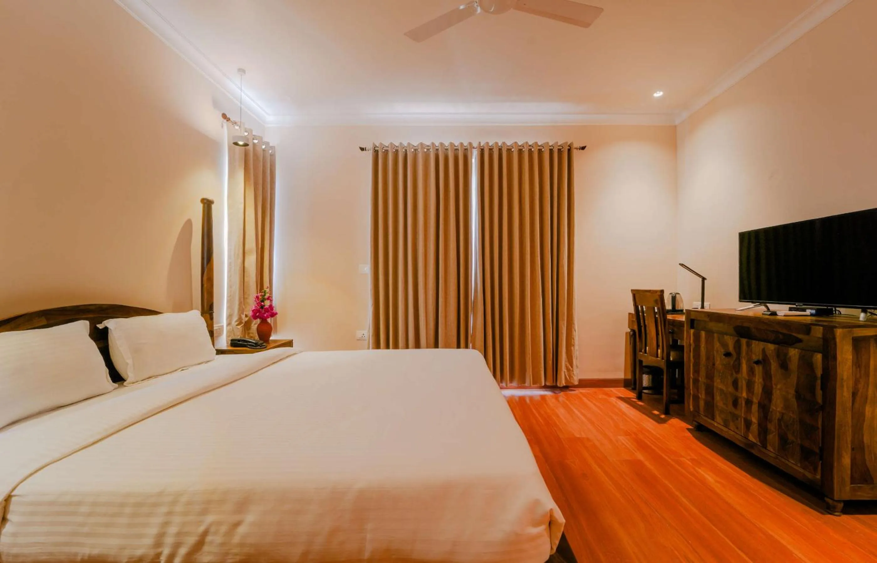 Bed in R41-A Boutique Hotel In Jaipur Vaishali Nagar