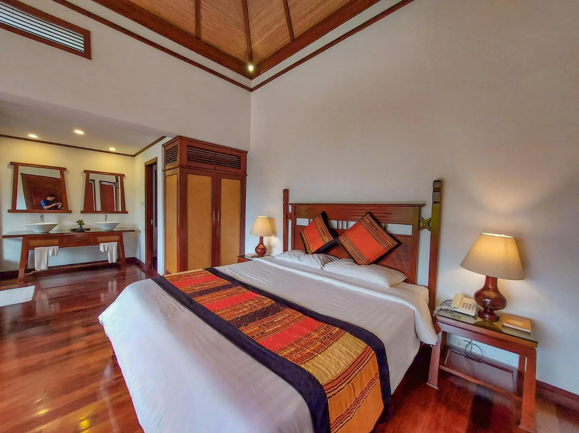 Bedroom, Bed in Le Grand Pakbeng