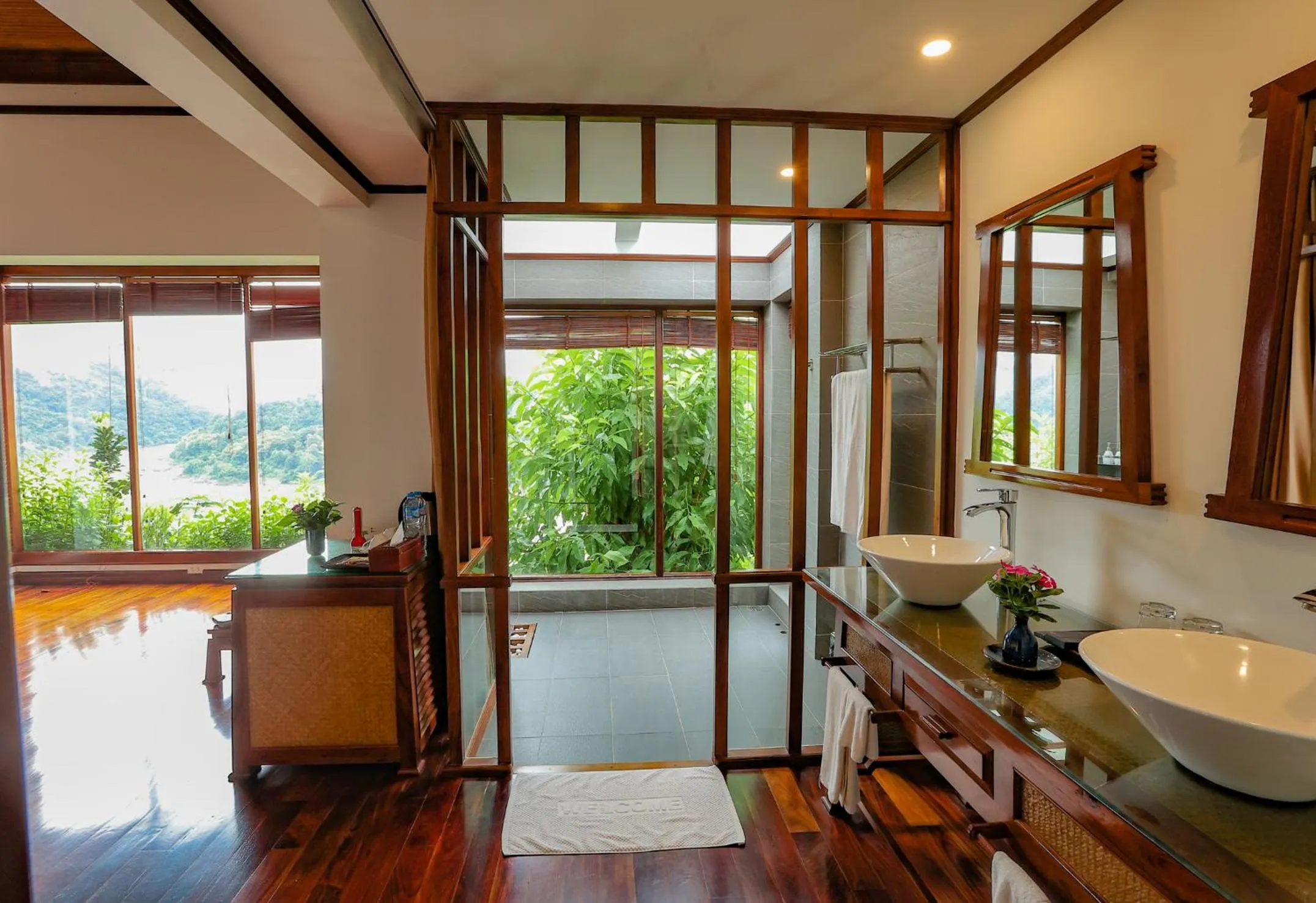 River view in Le Grand Pakbeng