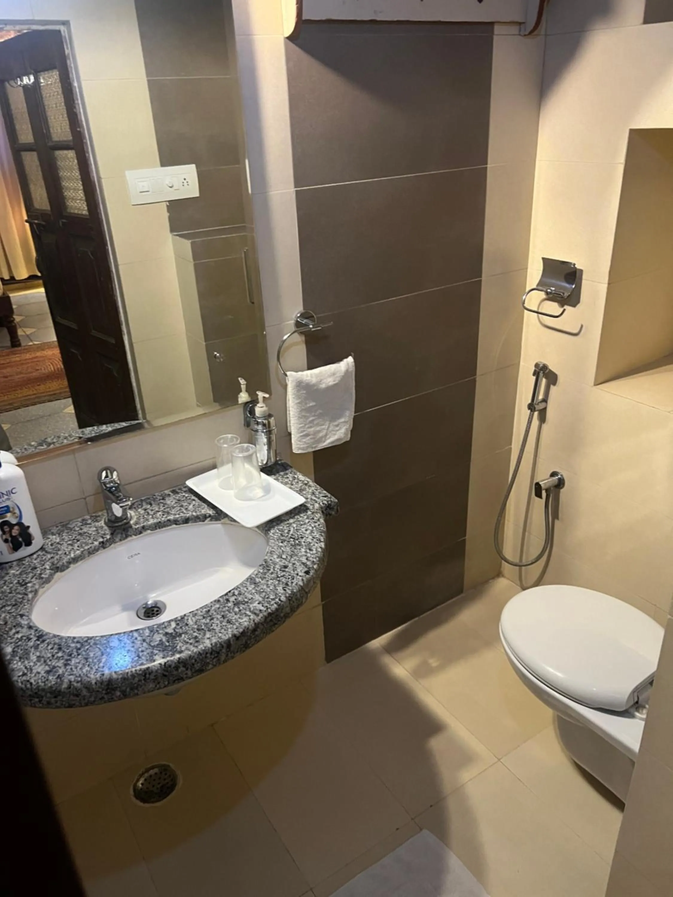 Bathroom in Raj Mandir Boutique Home Stay