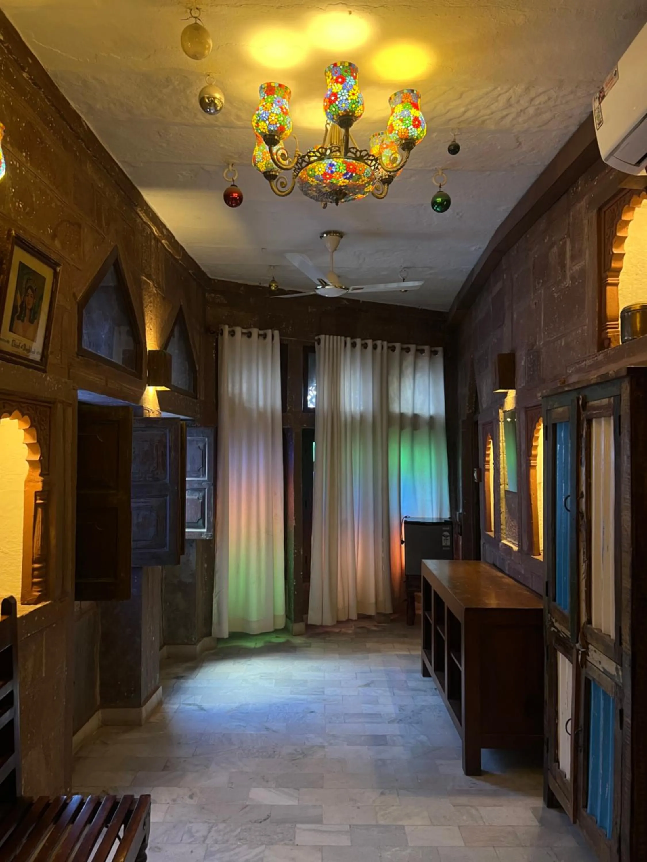 Raj Mandir Boutique Home Stay