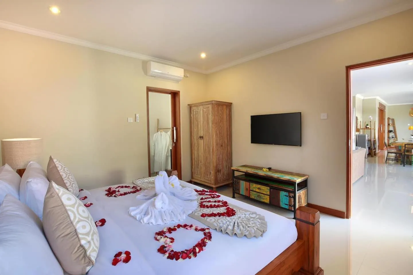 Bed in Kae Villa Anggrek