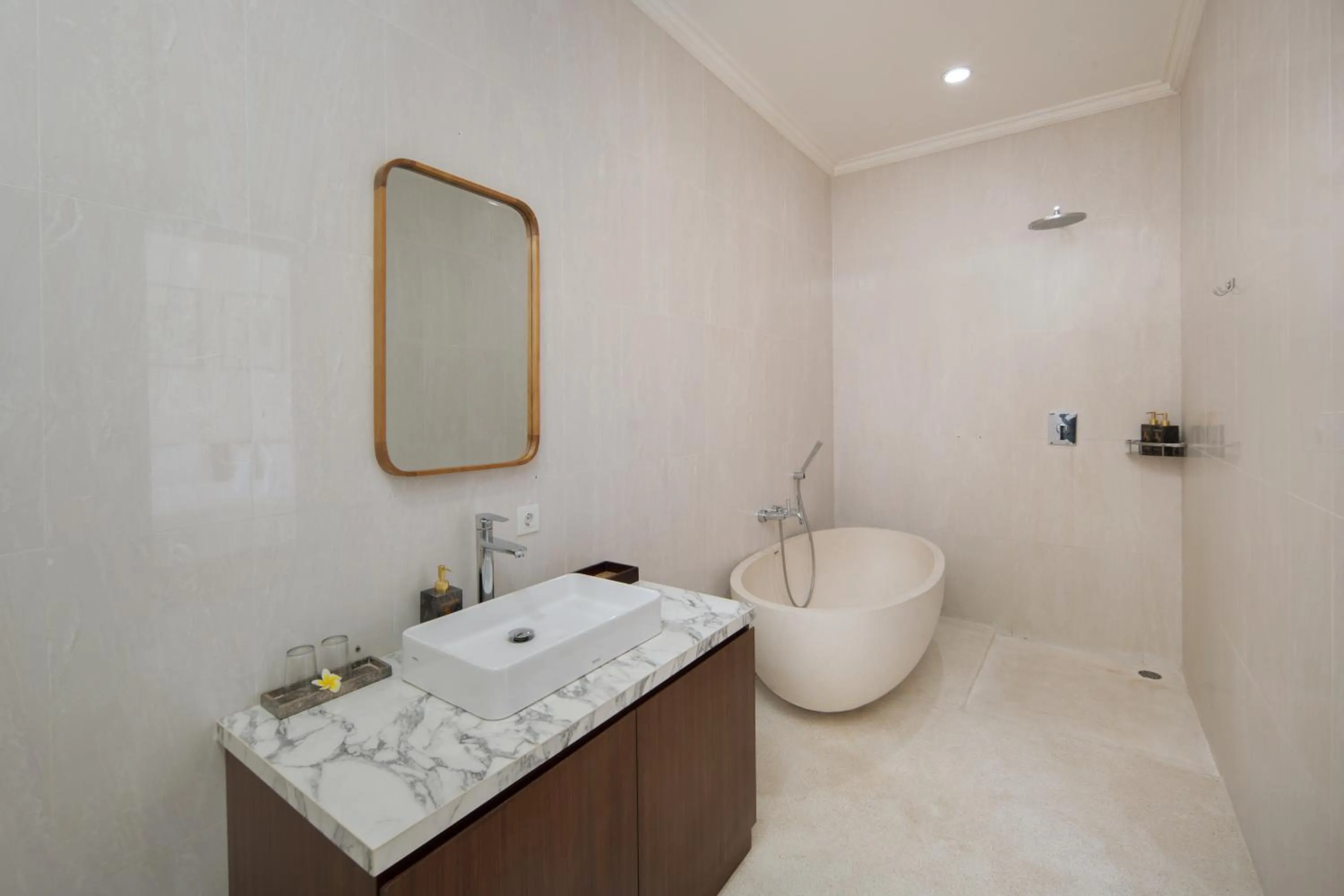 Bathroom in Daha Mansions Seminyak