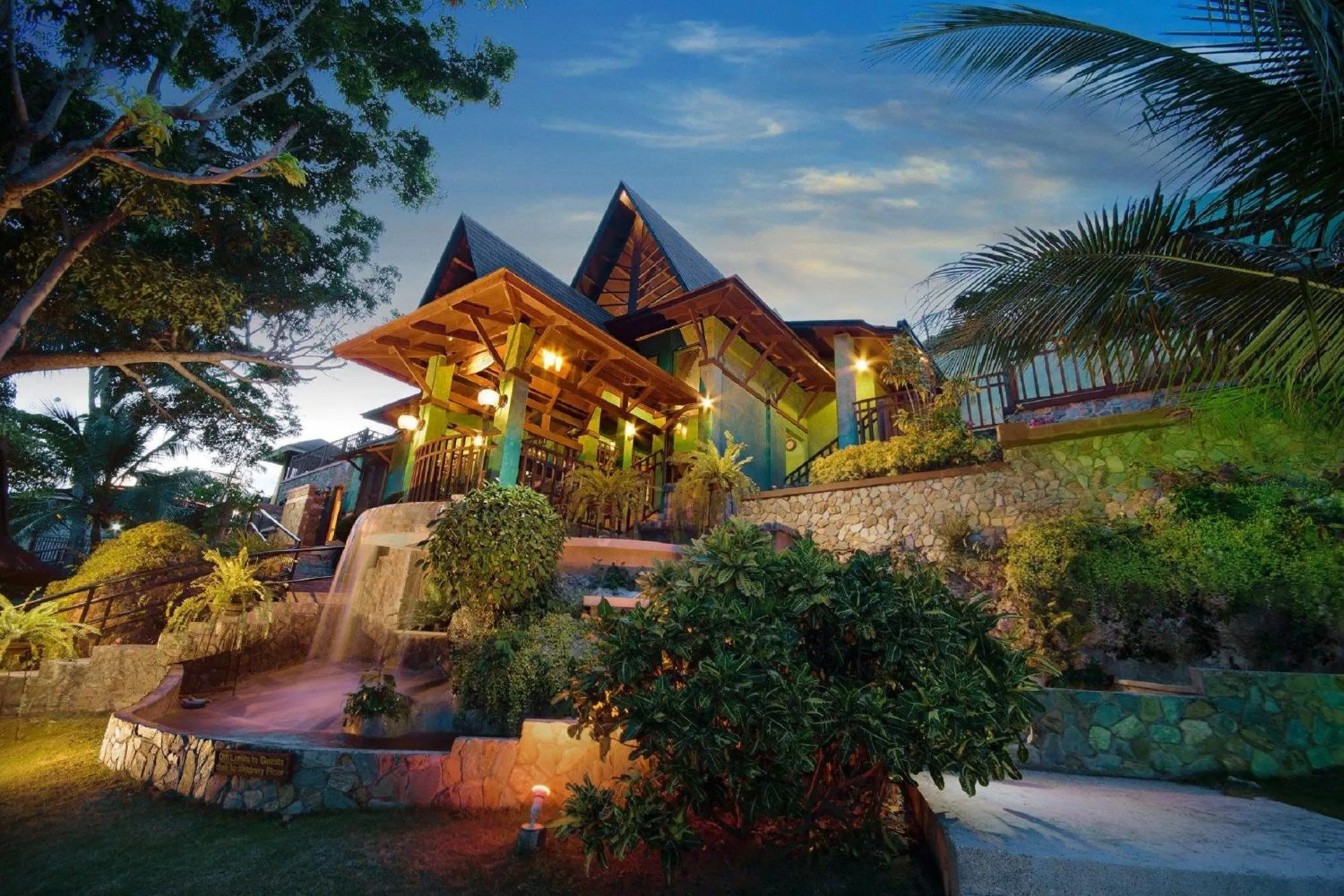 Facade/entrance in Flushing Meadows Resorts & Playground