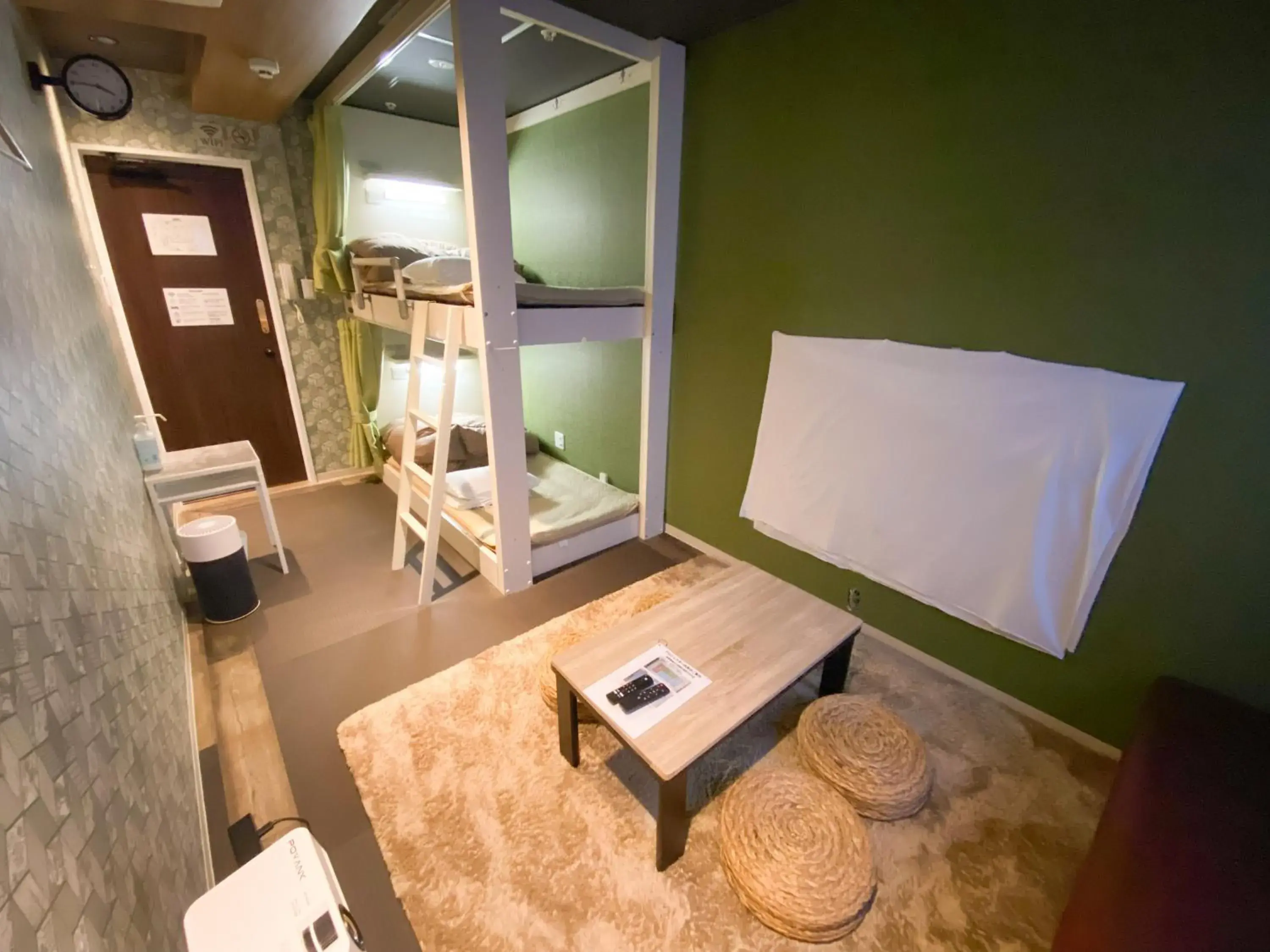 Triple Room - single occupancy in Guesthouse Kobe Nadeshikoya Triple Room - single occupancy in Guesthouse Kobe Nadeshikoya