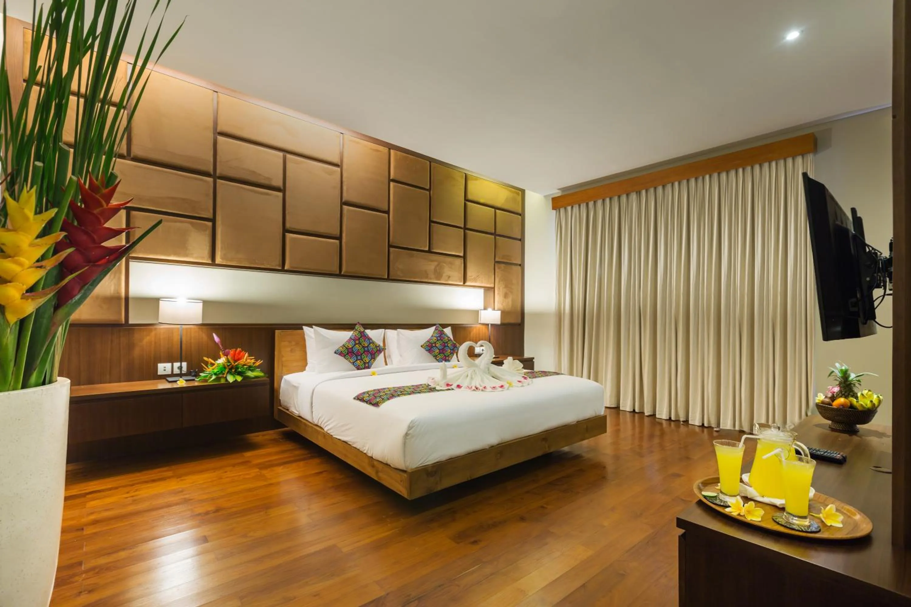 TV and multimedia, Bed in Entrada Seminyak Villa By Nagisa Bali