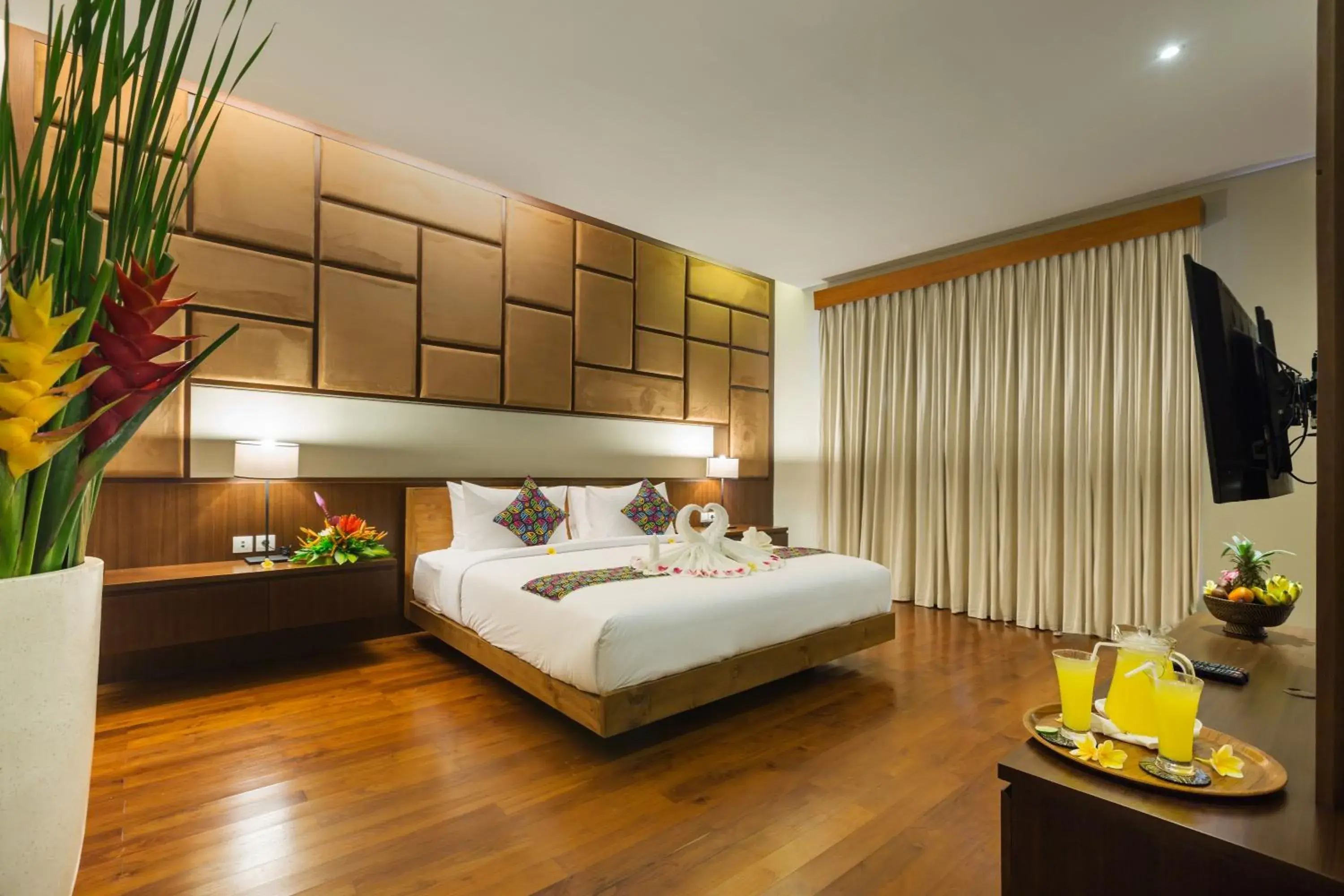 TV and multimedia, Bed in Entrada Seminyak Villa By Nagisa Bali TV and multimedia, Bed in Entrada Seminyak Villa By Nagisa Bali