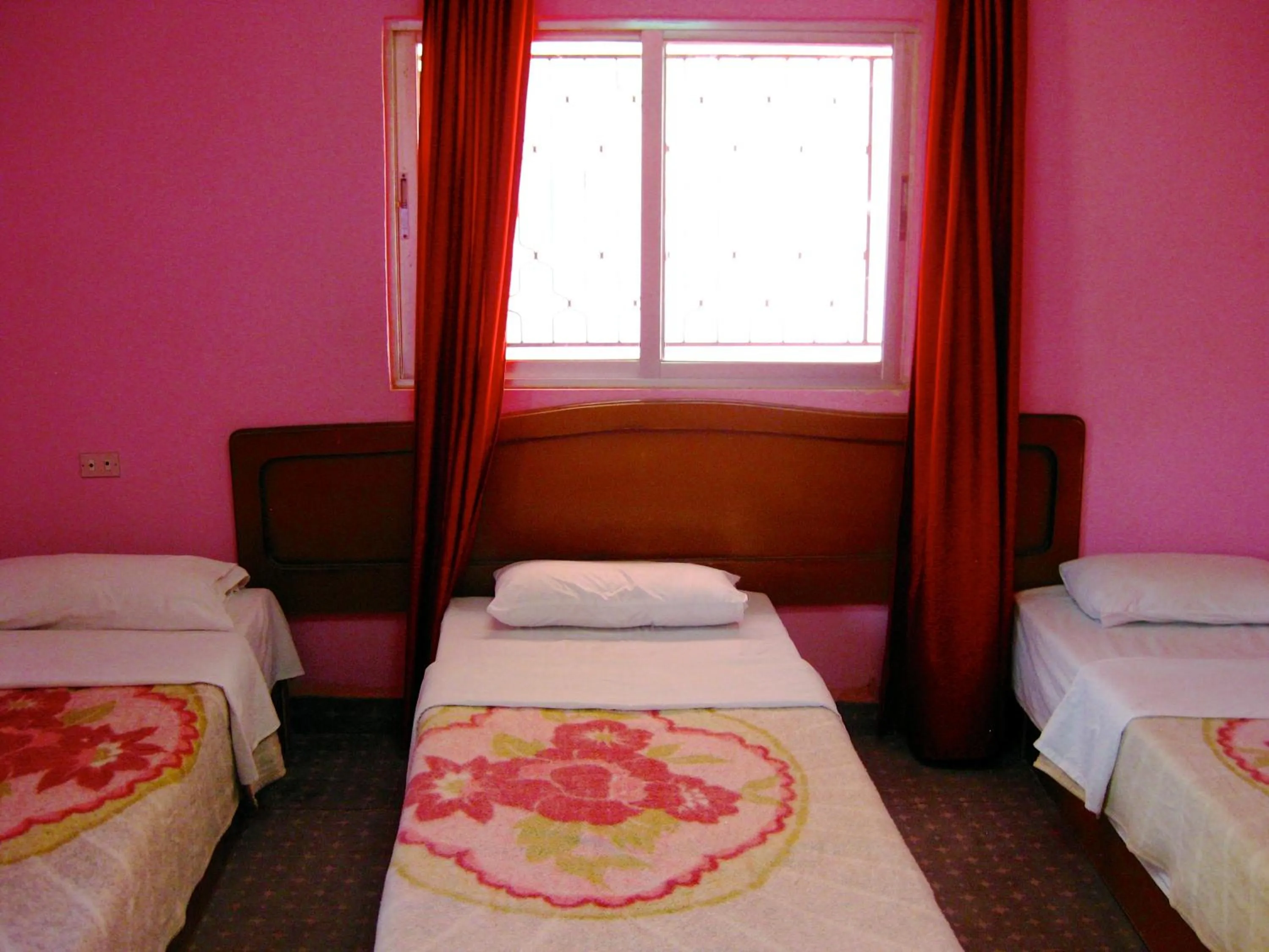 Bed in Valentine Inn