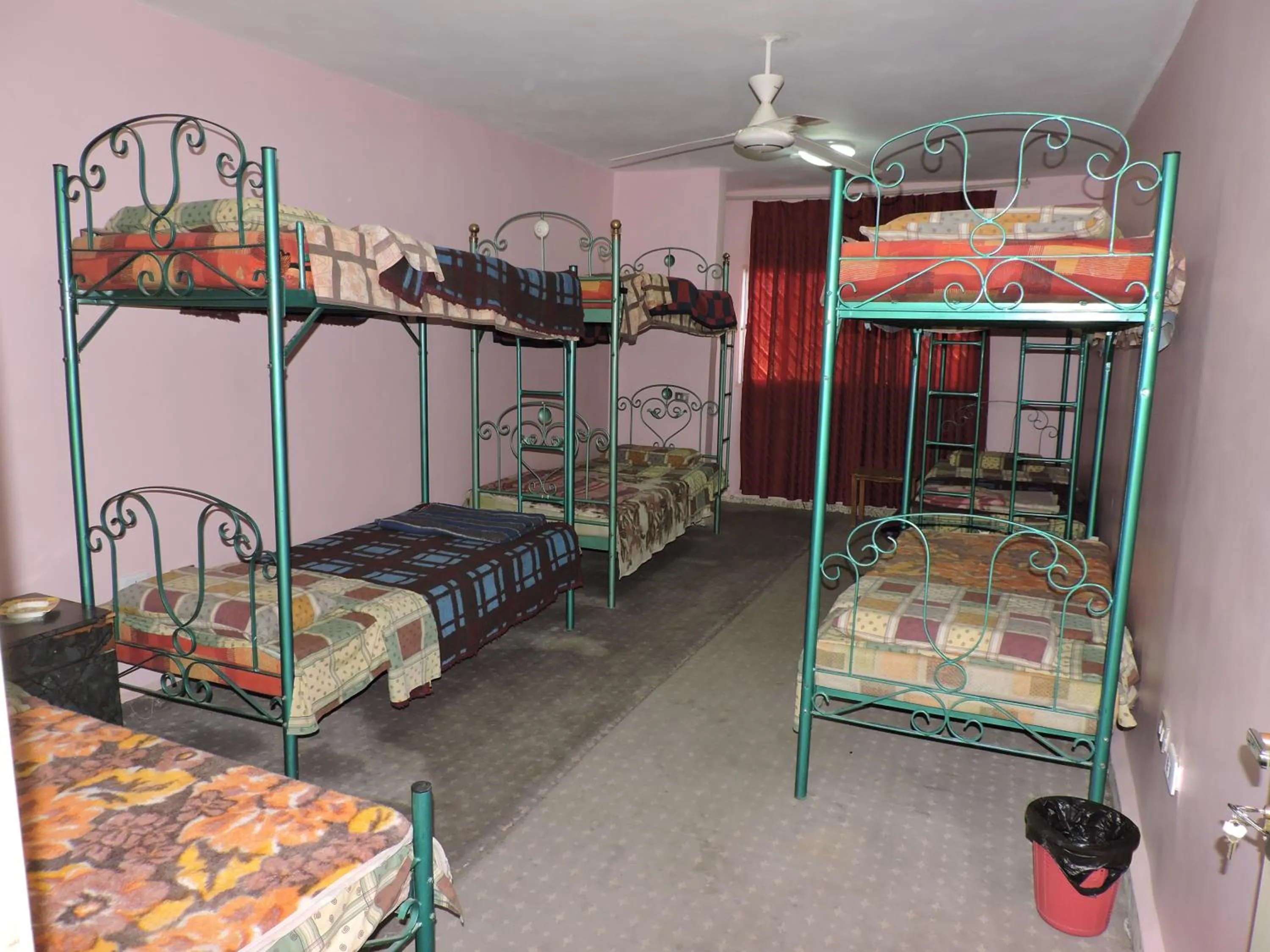 Decorative detail, Bed in Valentine Inn