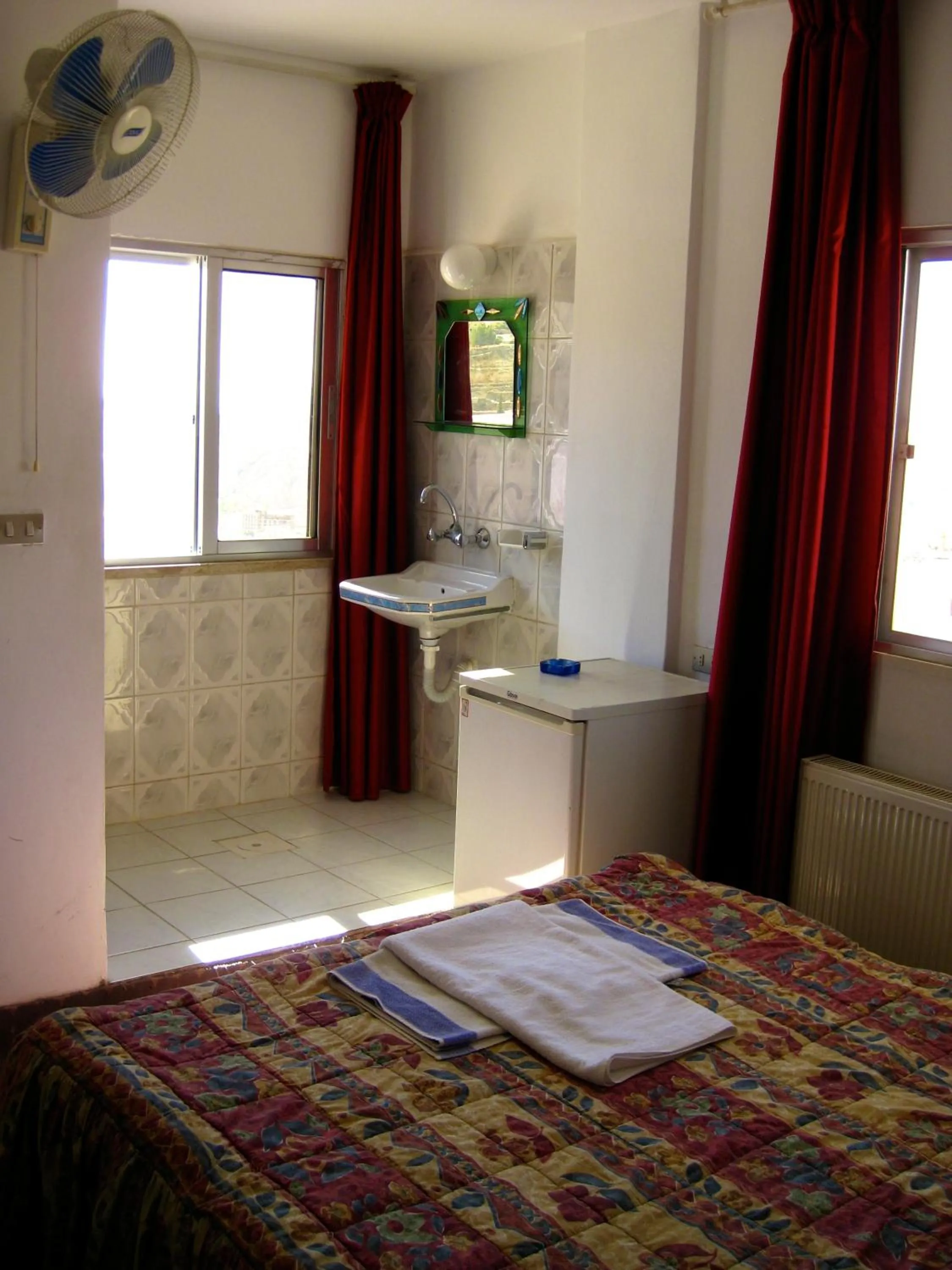 Bed in Valentine Inn