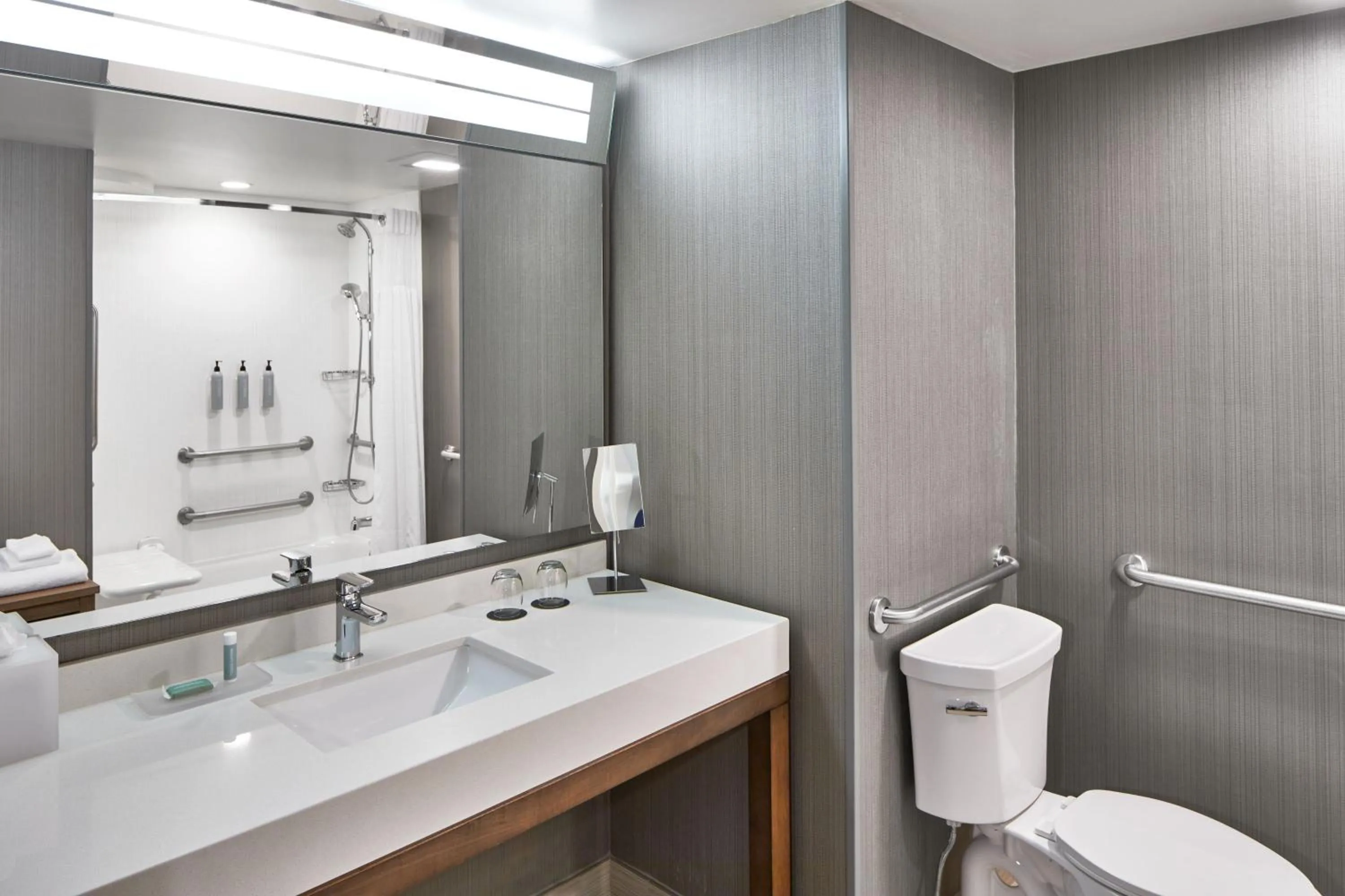 Bathroom in Courtyard by Marriott Atlanta Lithia Springs