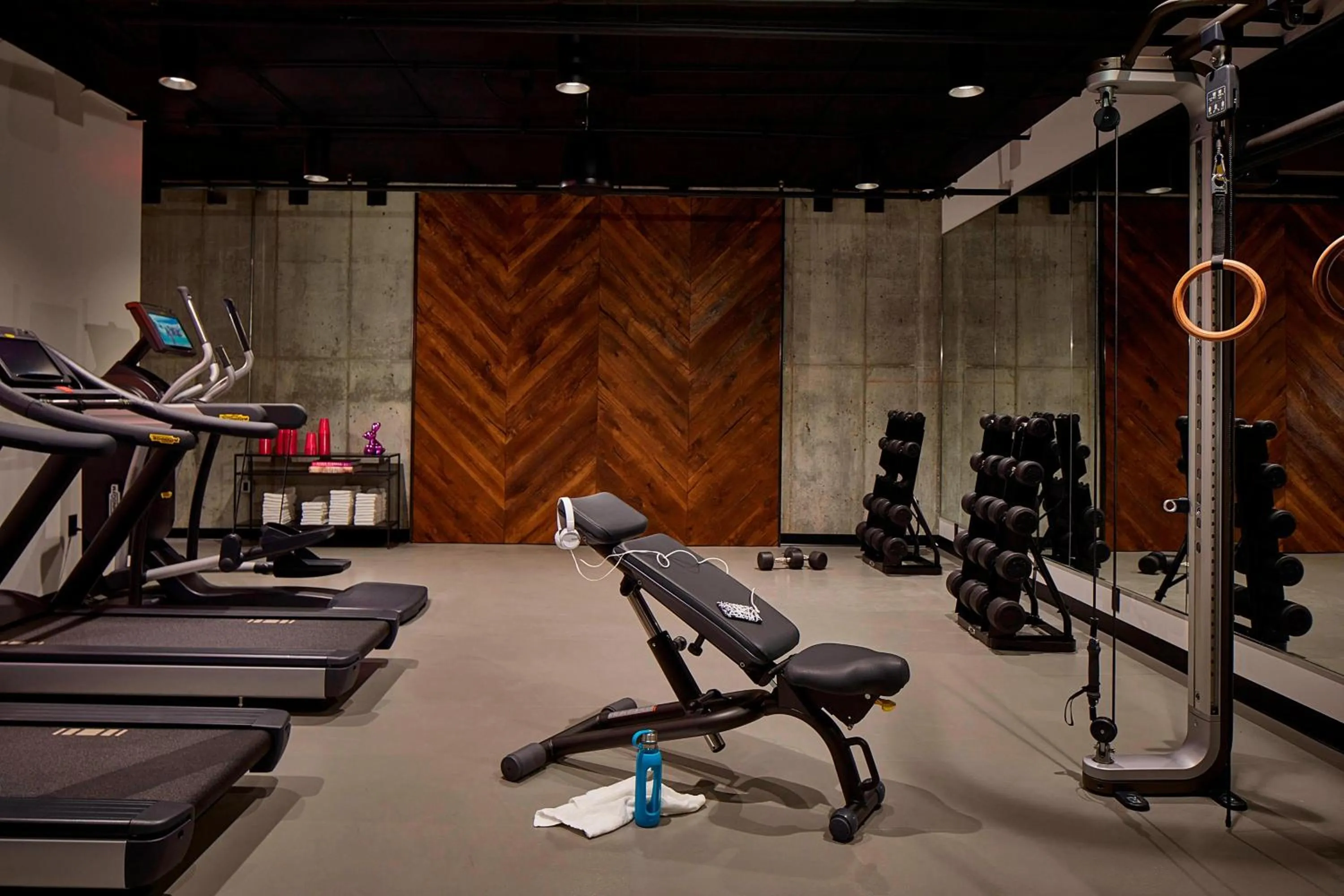 Fitness centre/facilities in MOXY Minneapolis Uptown