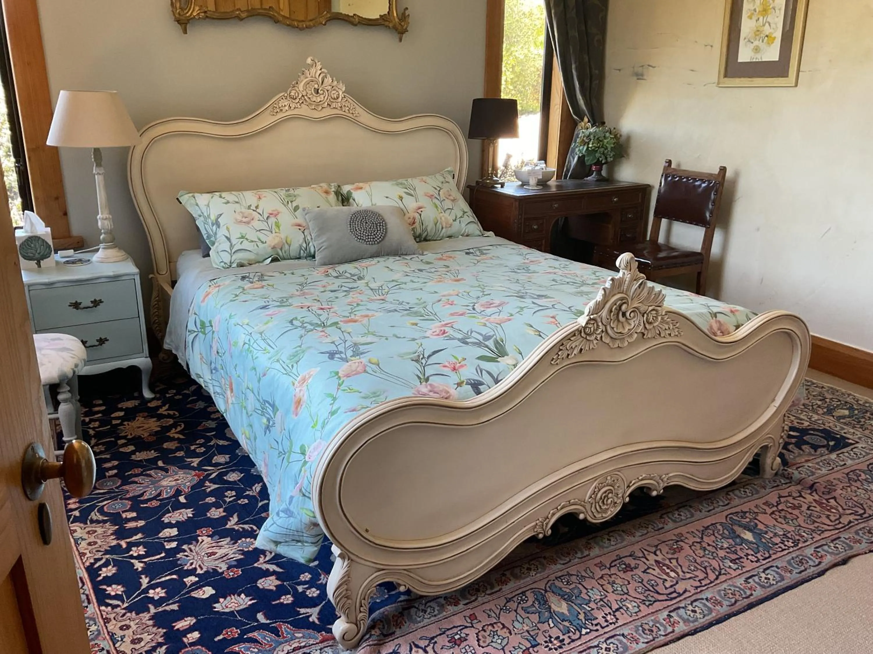 Bedroom, Bed in Redwood Valley B & B