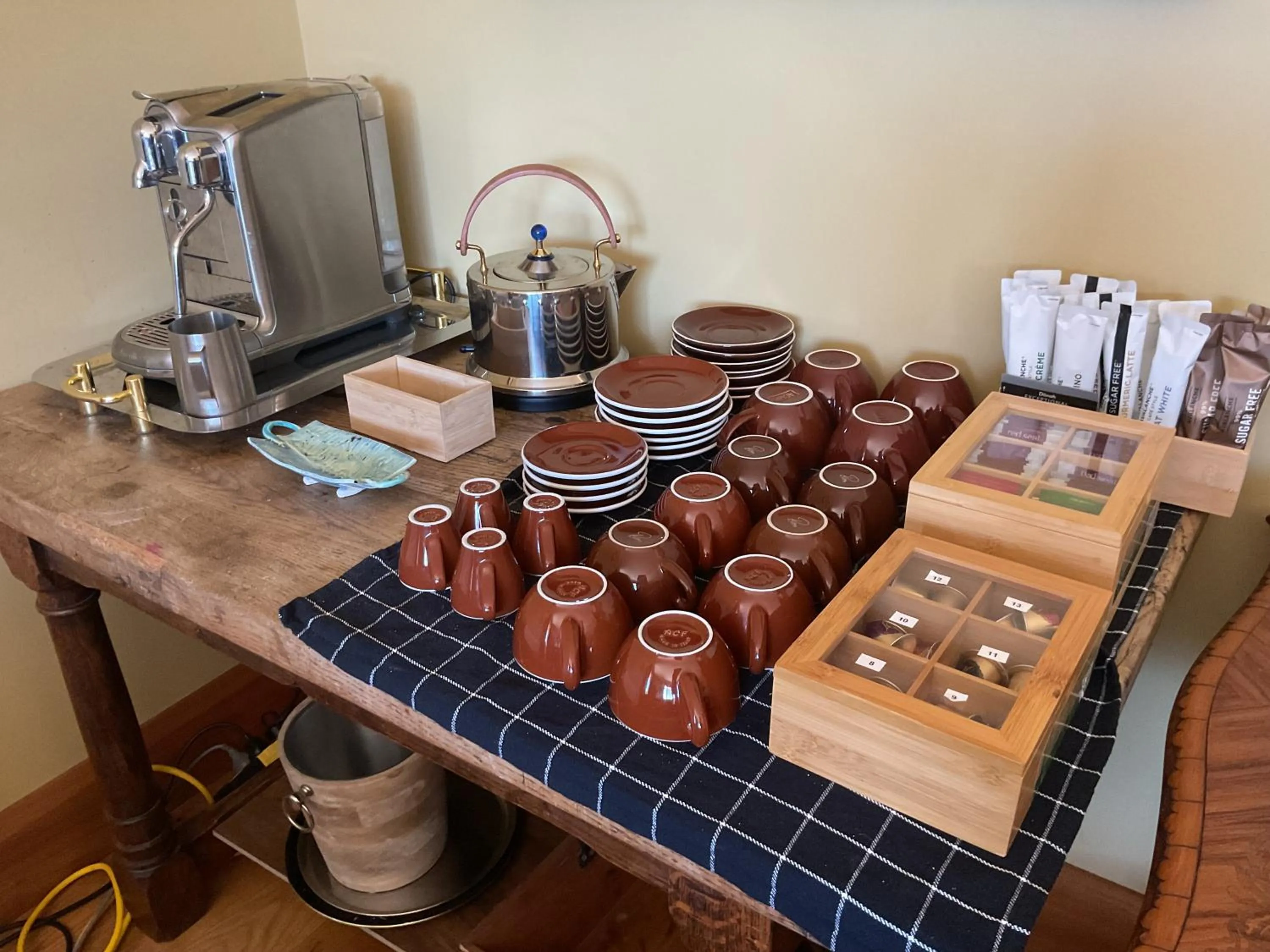 Coffee/tea facilities in Redwood Valley B & B