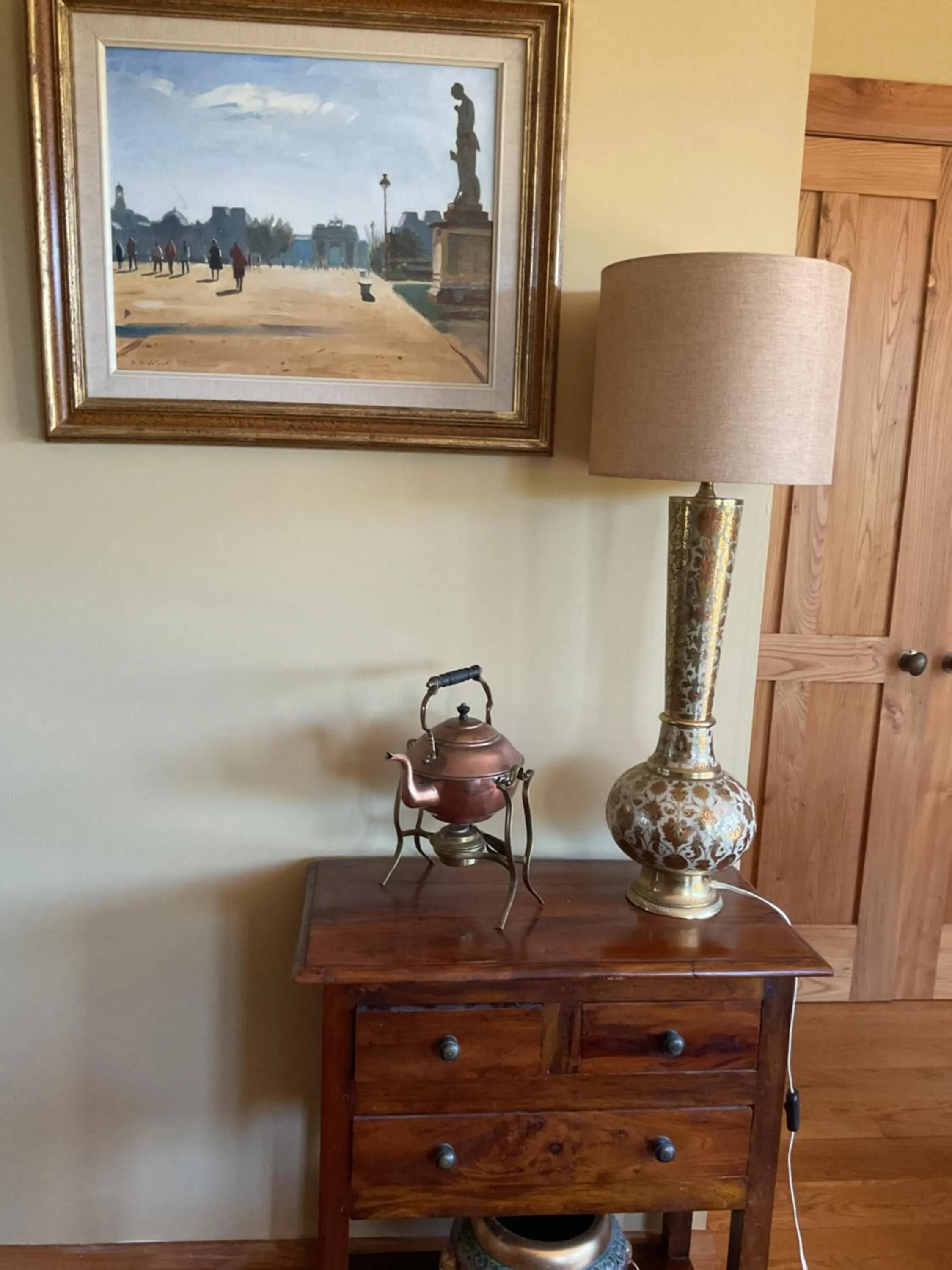 Decorative detail in Redwood Valley B & B