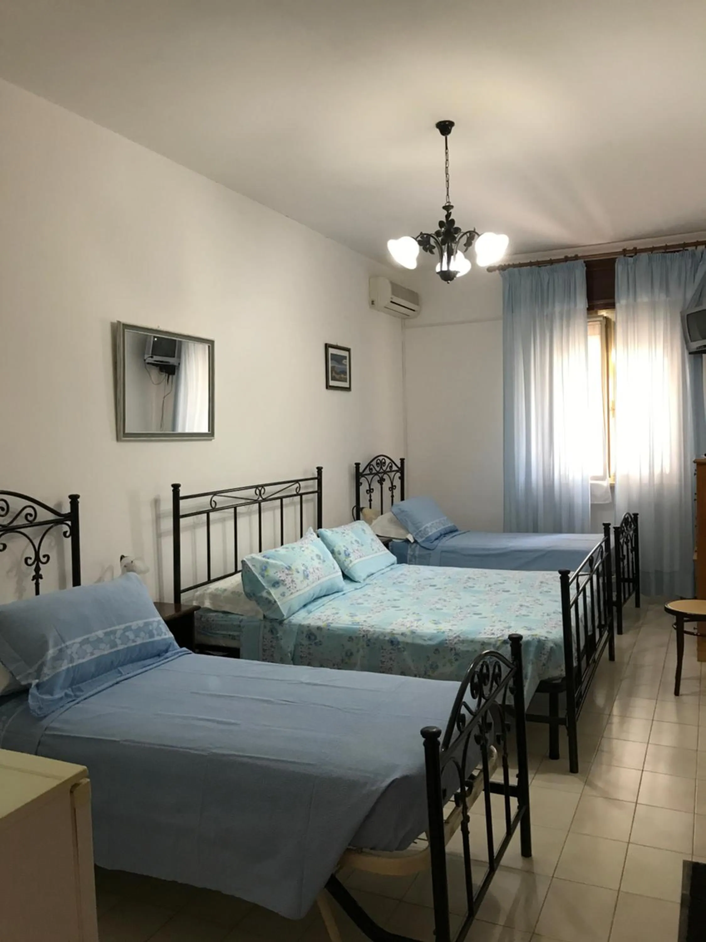 Bedroom, Bed in Albergo Europa