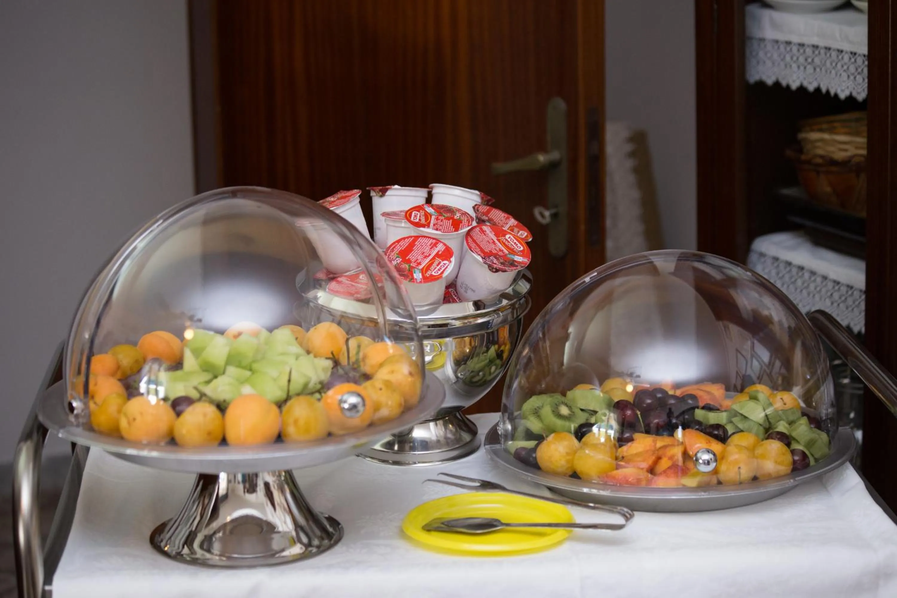 Buffet breakfast in Albergo Europa