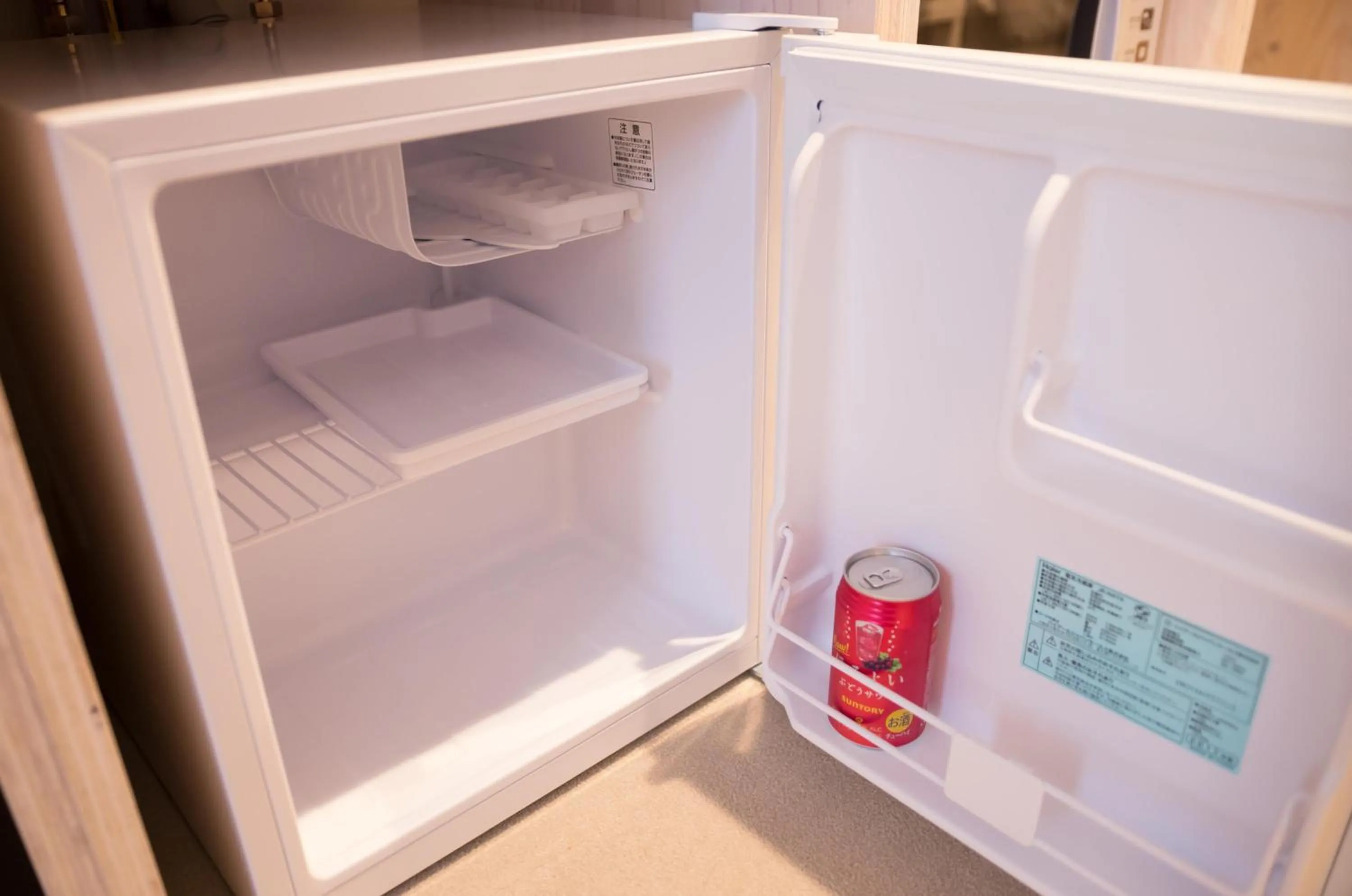 Kitchen or kitchenette in Horikawa Hostel