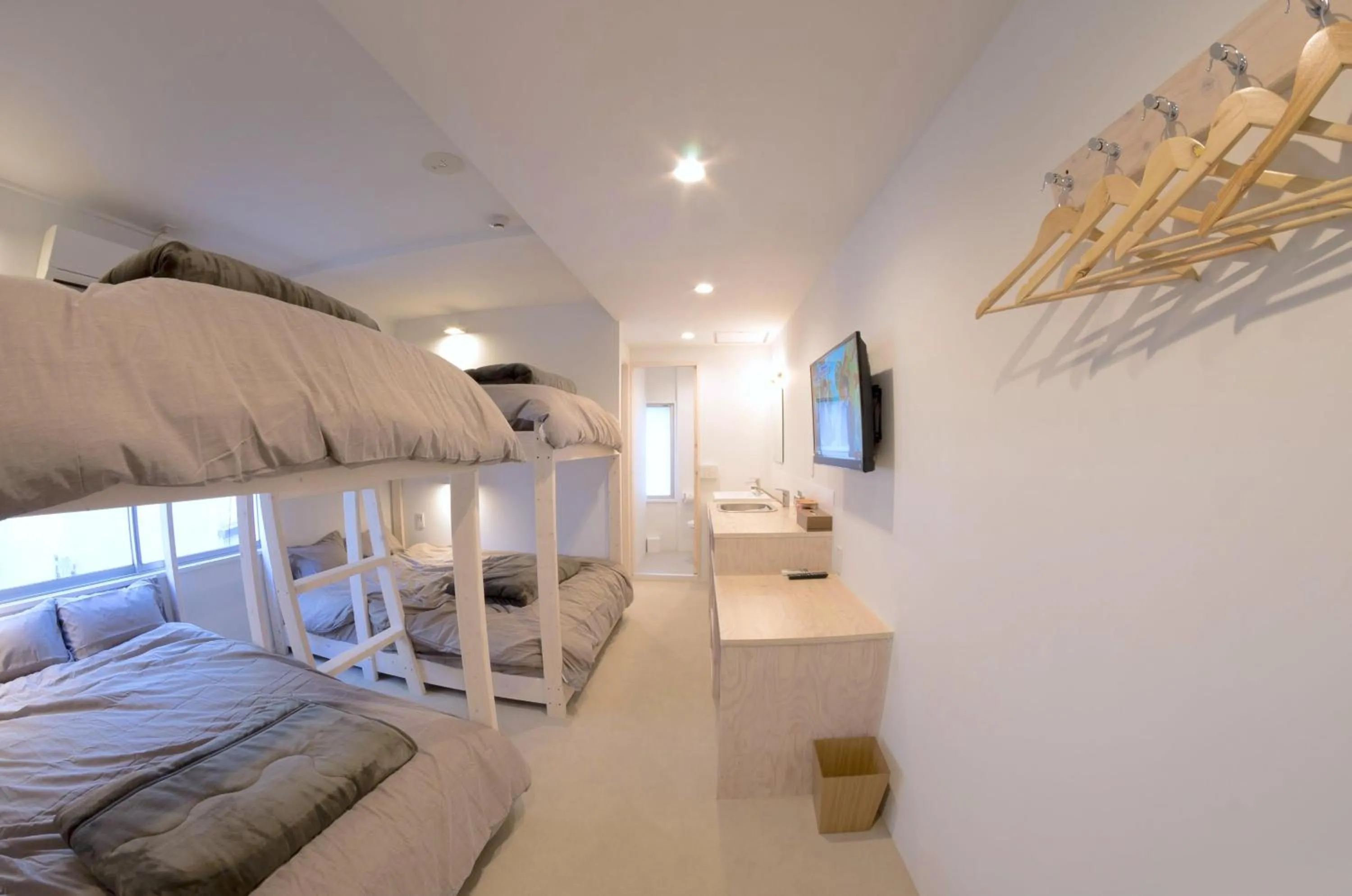 Photo of the whole room, Bed in Horikawa Hostel