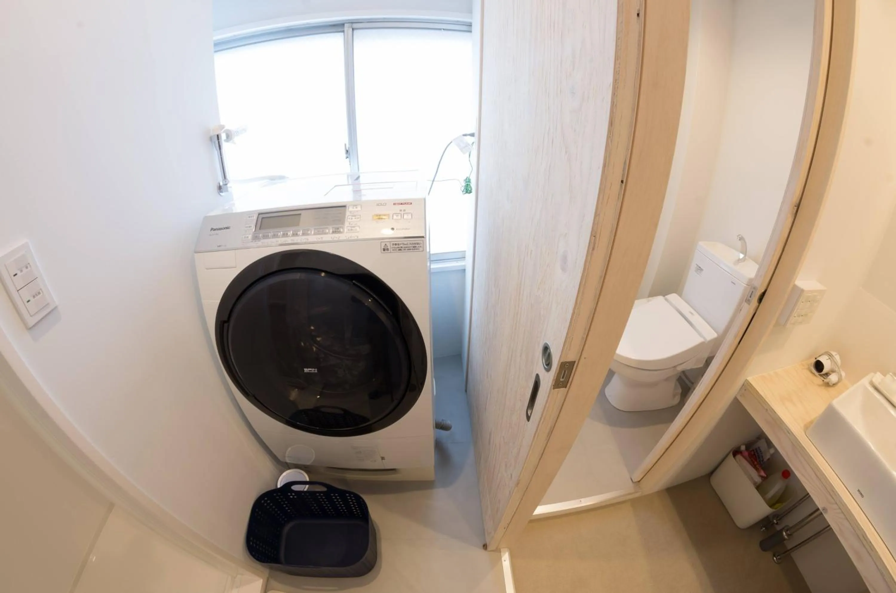 Area and facilities in Horikawa Hostel