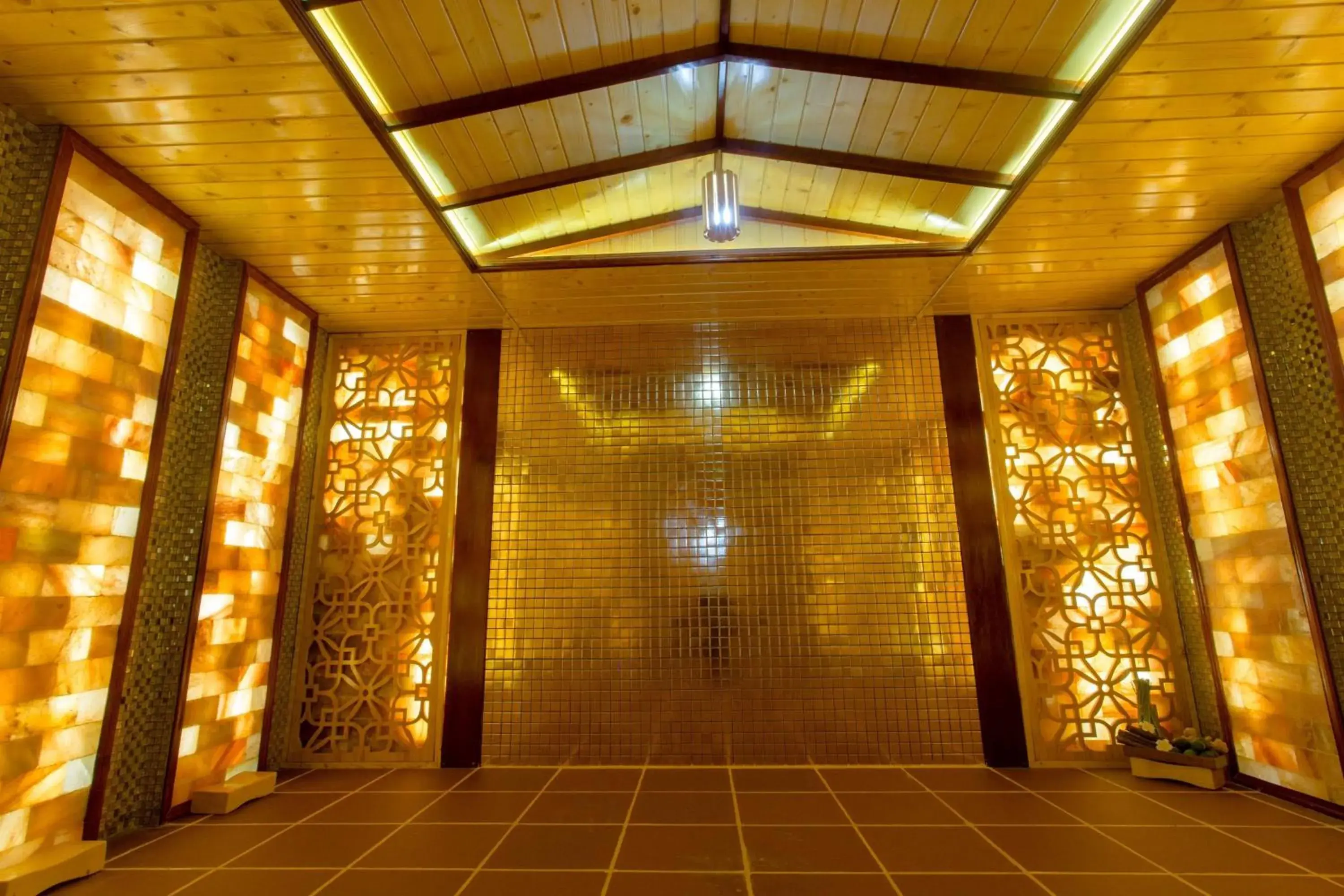 Fitness centre/facilities in Wyndham Danang Golden Bay - Free Shuttle Bus to Beach Fitness centre/facilities in Wyndham Danang Golden Bay - Free Shuttle Bus to Beach