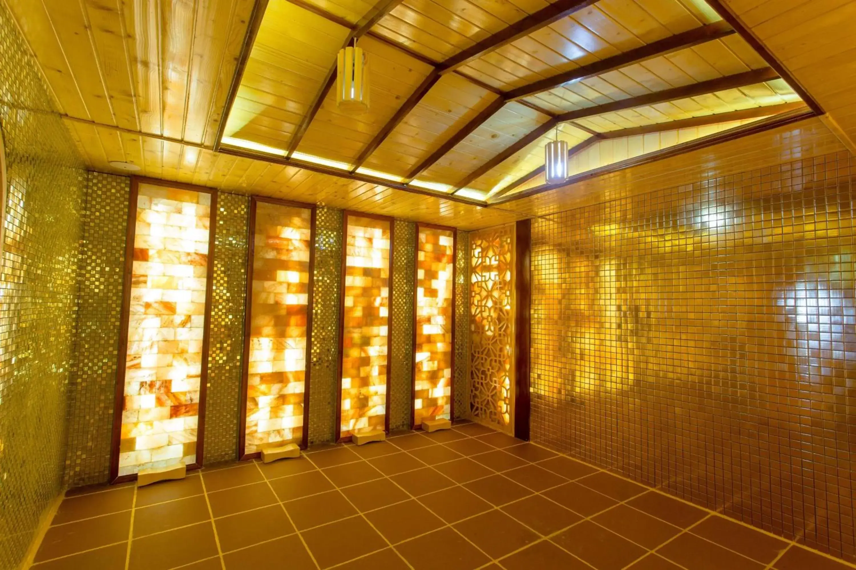 Fitness centre/facilities in Wyndham Danang Golden Bay - Free Shuttle Bus to Beach Fitness centre/facilities in Wyndham Danang Golden Bay - Free Shuttle Bus to Beach