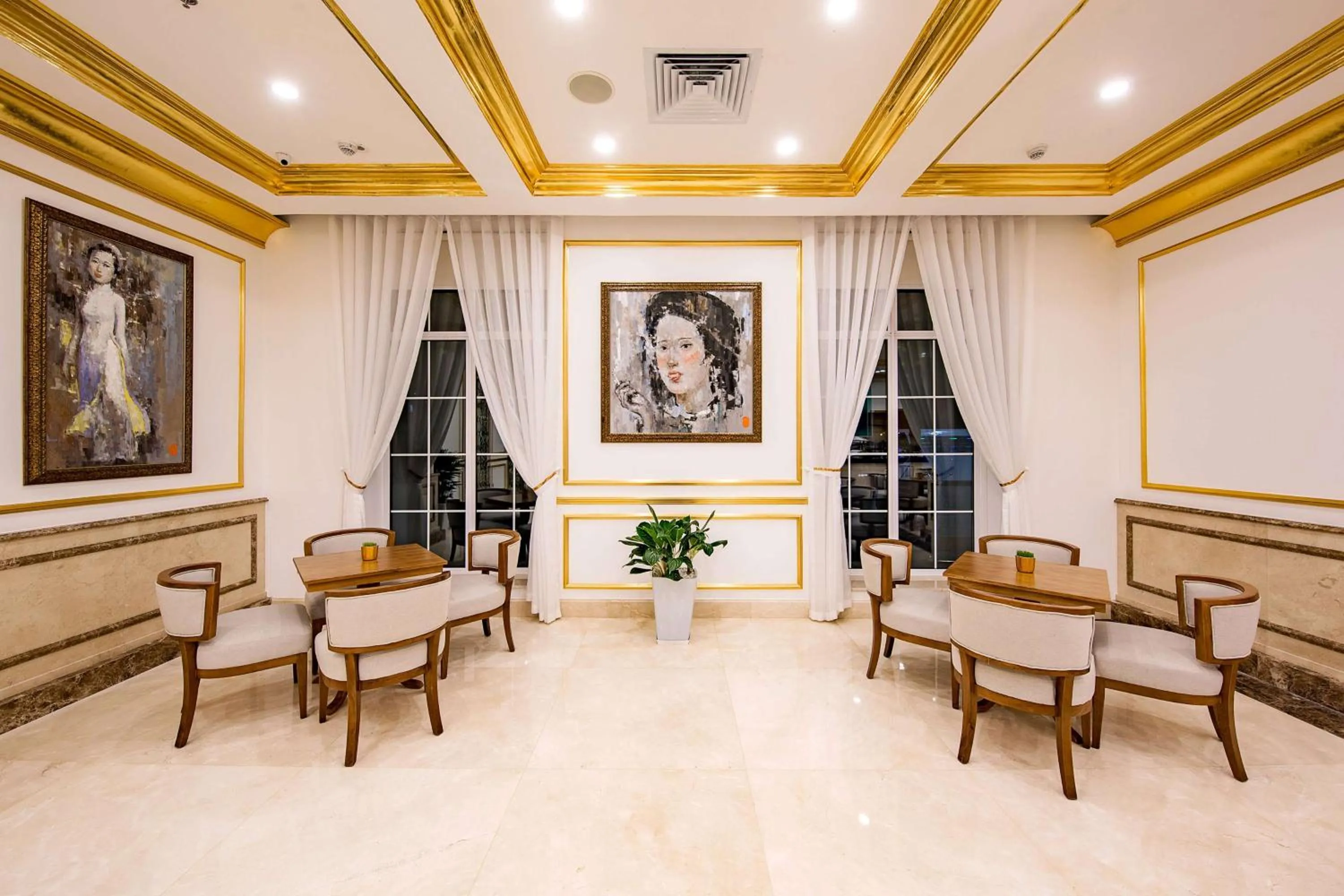 Restaurant/places to eat in Wyndham Danang Golden Bay - Free Shuttle Bus to Beach