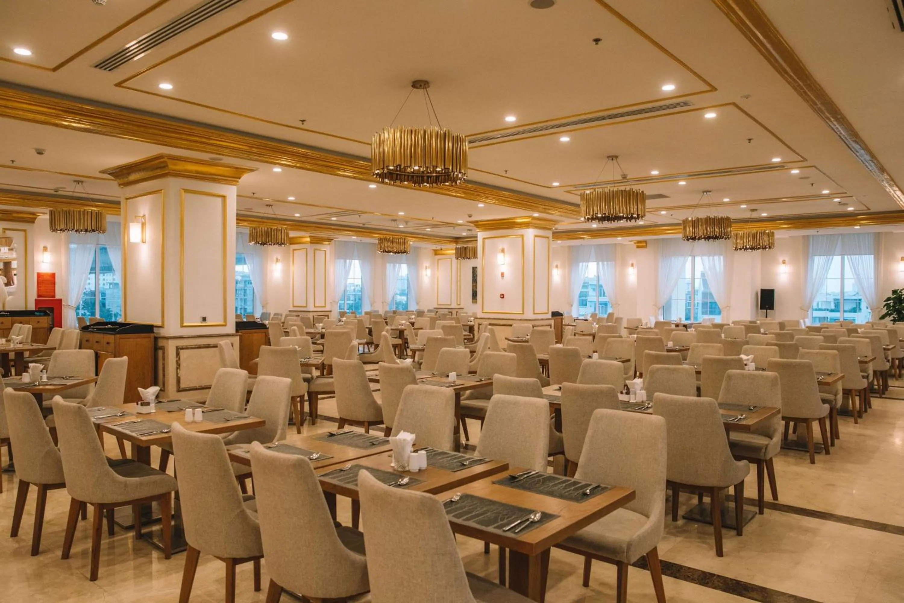 Restaurant/places to eat in Wyndham Danang Golden Bay - Free Shuttle Bus to Beach