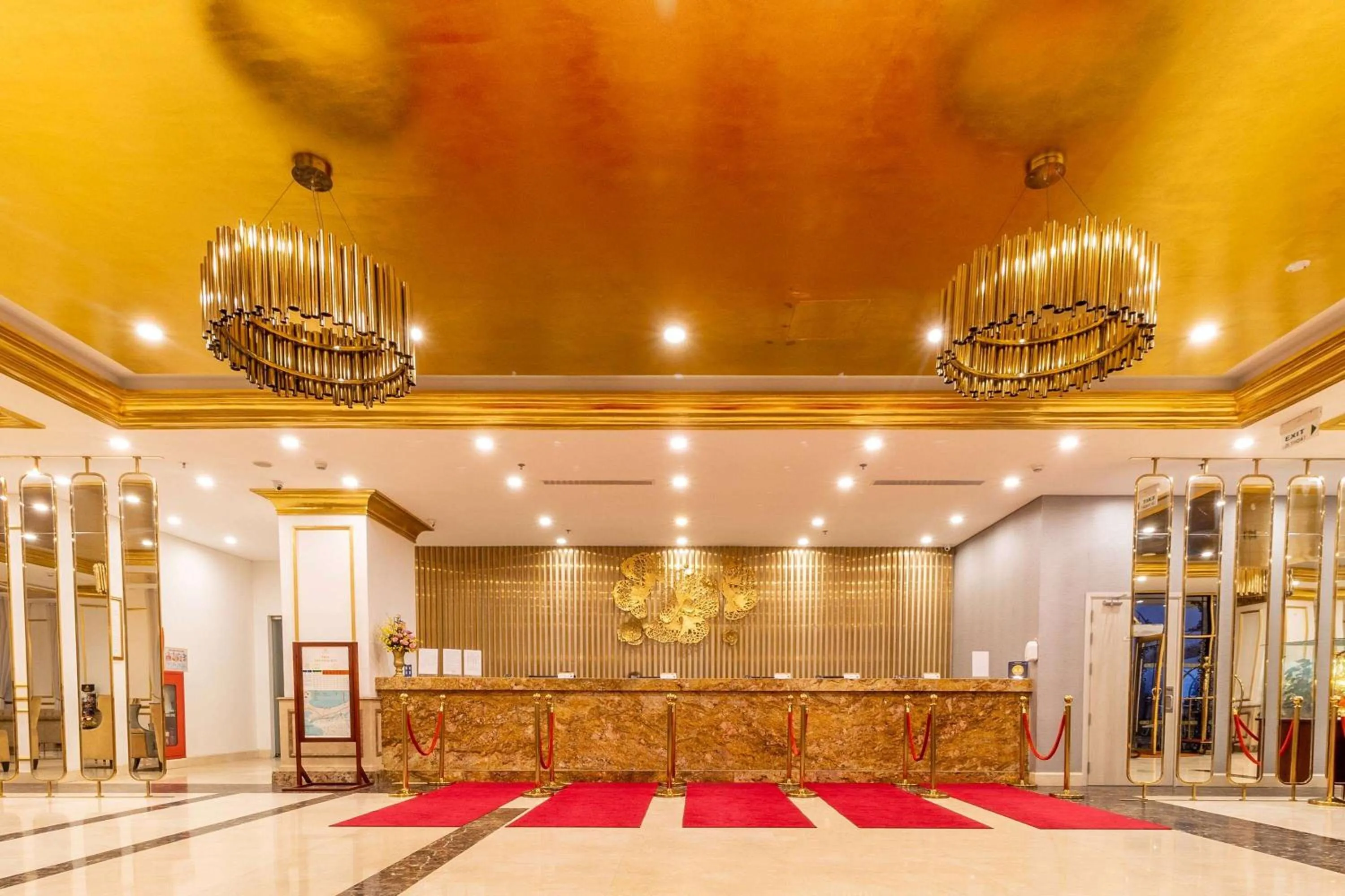 Lobby or reception in Wyndham Danang Golden Bay - Free Shuttle Bus to Beach