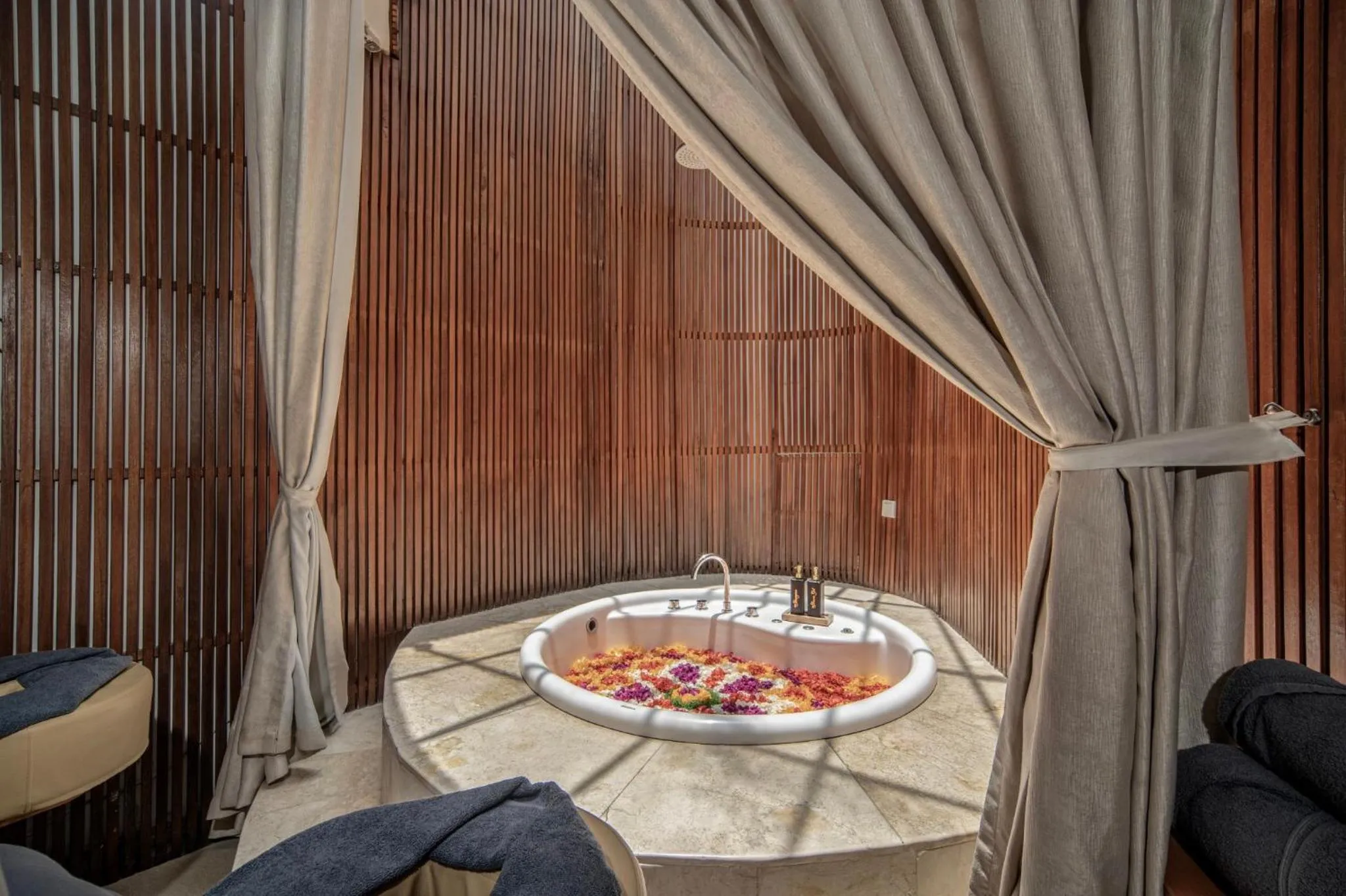 Spa and wellness centre/facilities in Sana Vie Villa Seminyak by Ini Vie Hospitality