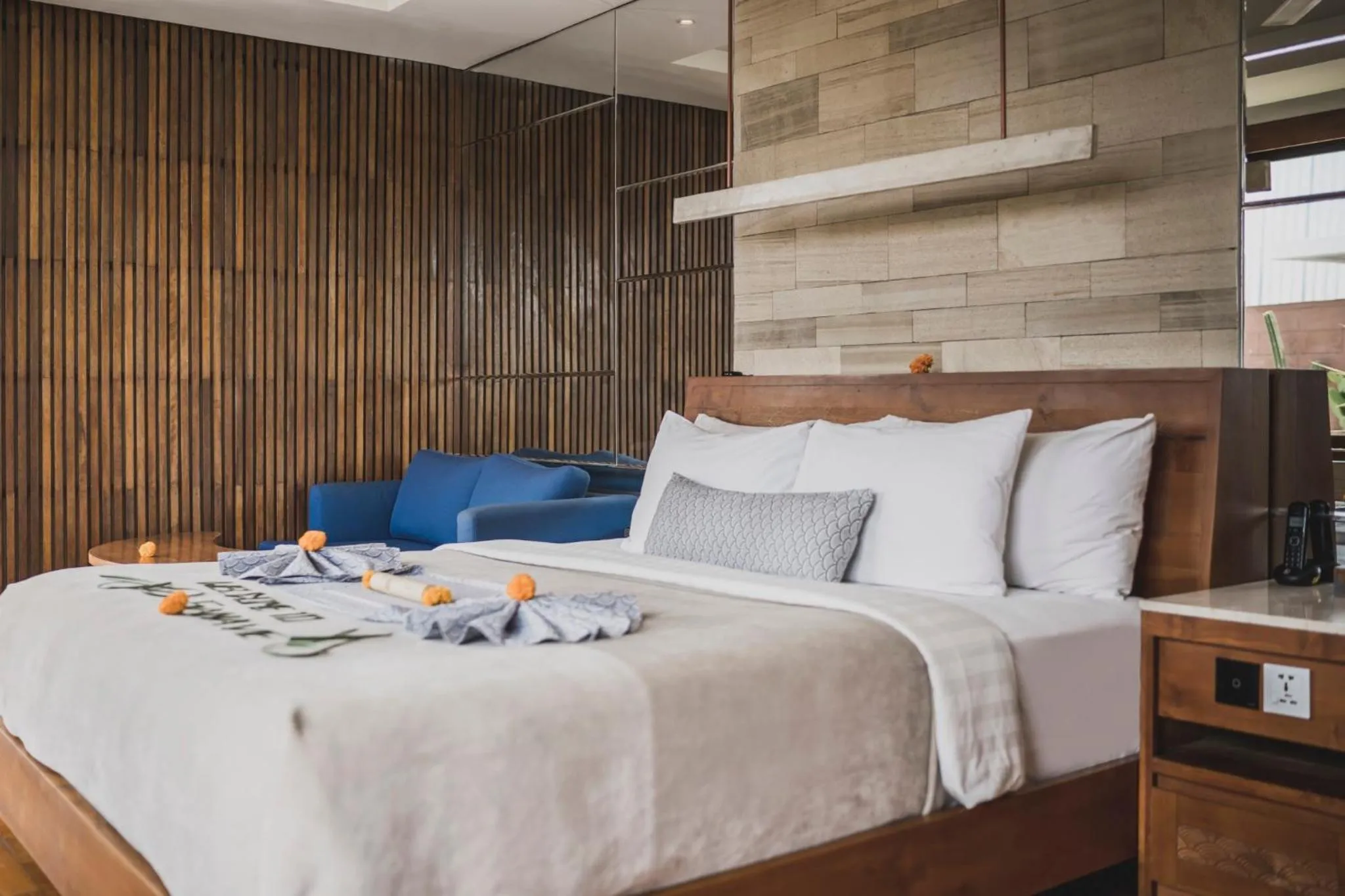 Bed in Sana Vie Villa Seminyak by Ini Vie Hospitality