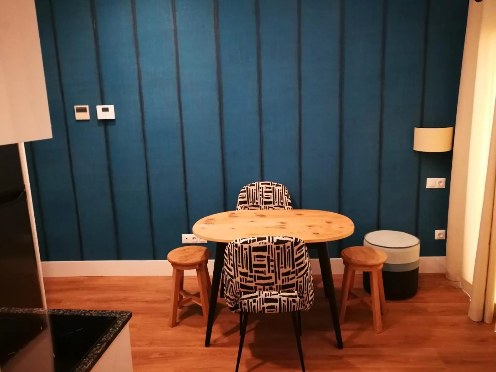 Dining area in Slow Suites Bellas Artes