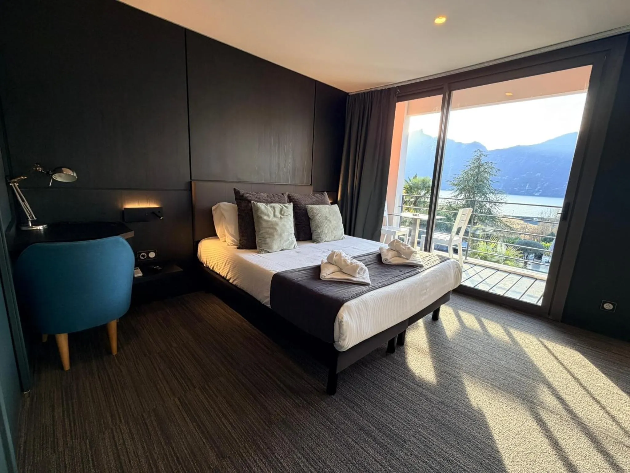 Bed in Les Suites du Lac