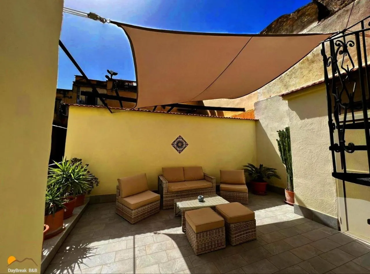 Property building in DayBreak B&B