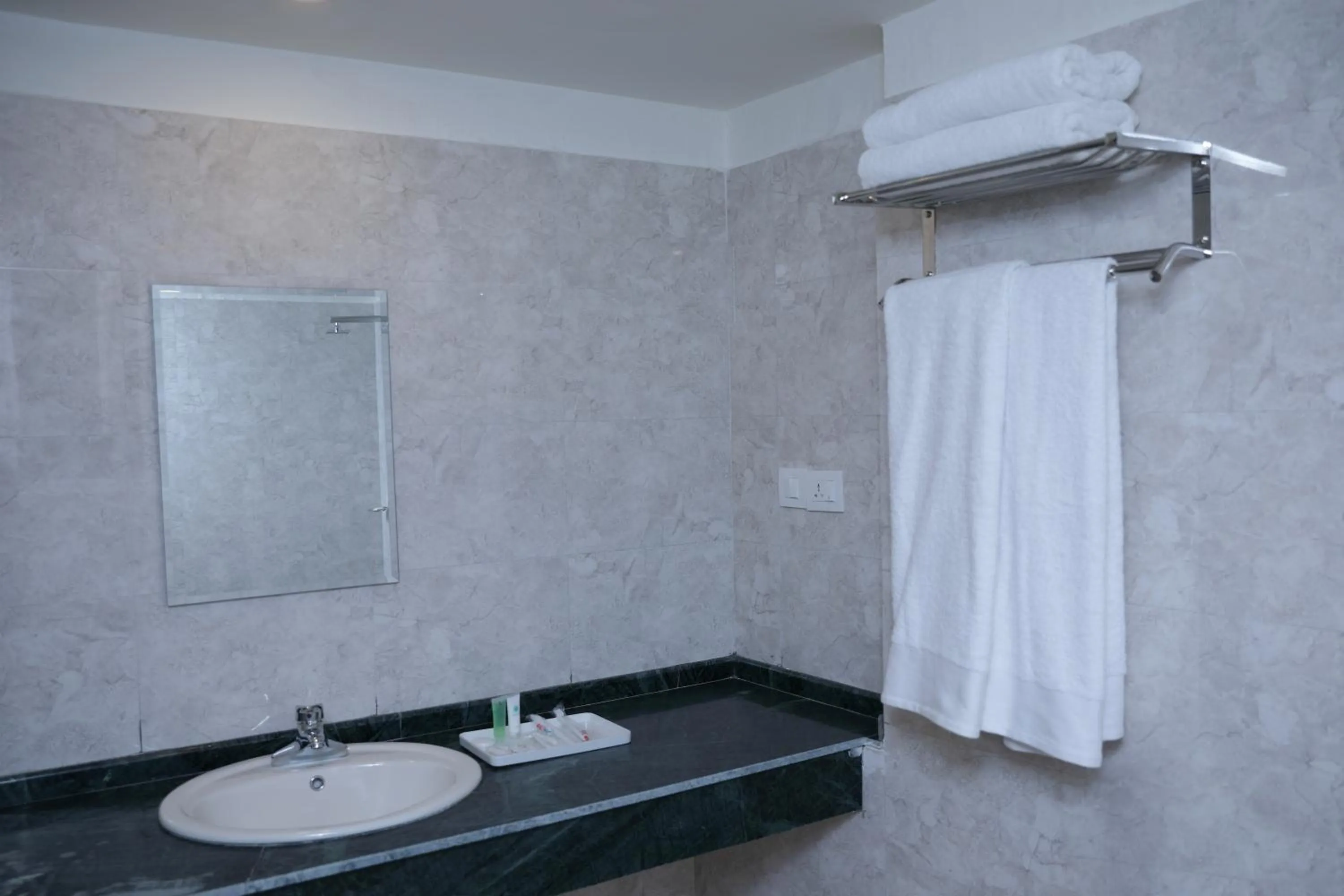 Bathroom in Hotel Next Home formerly Hotel Royal Suite