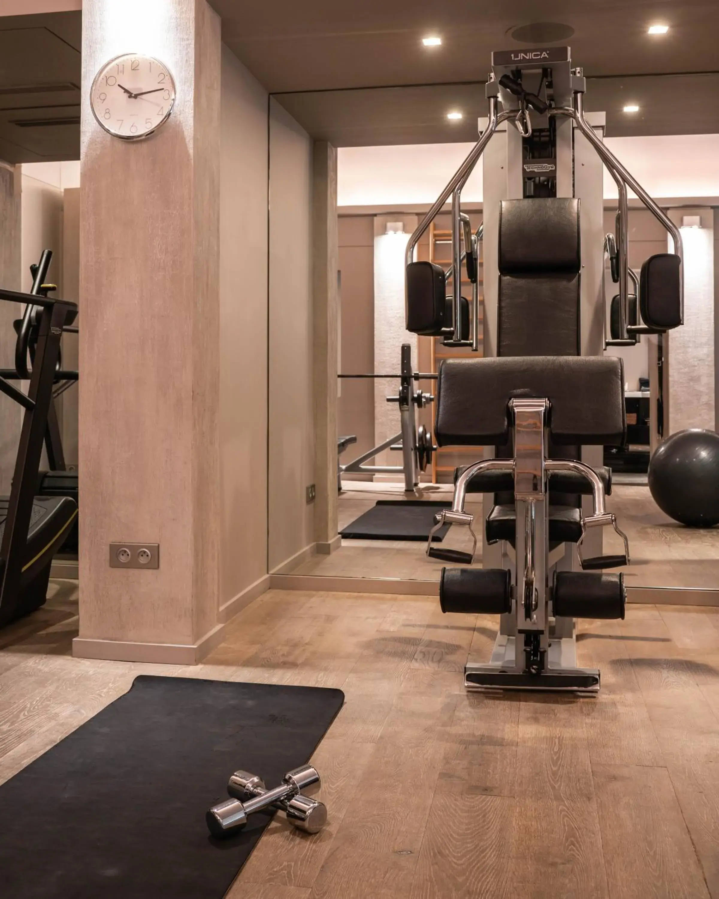 Fitness centre/facilities in Le Pavillon de la Reine & Spa, Place des Vosges Fitness centre/facilities in Le Pavillon de la Reine & Spa, Place des Vosges