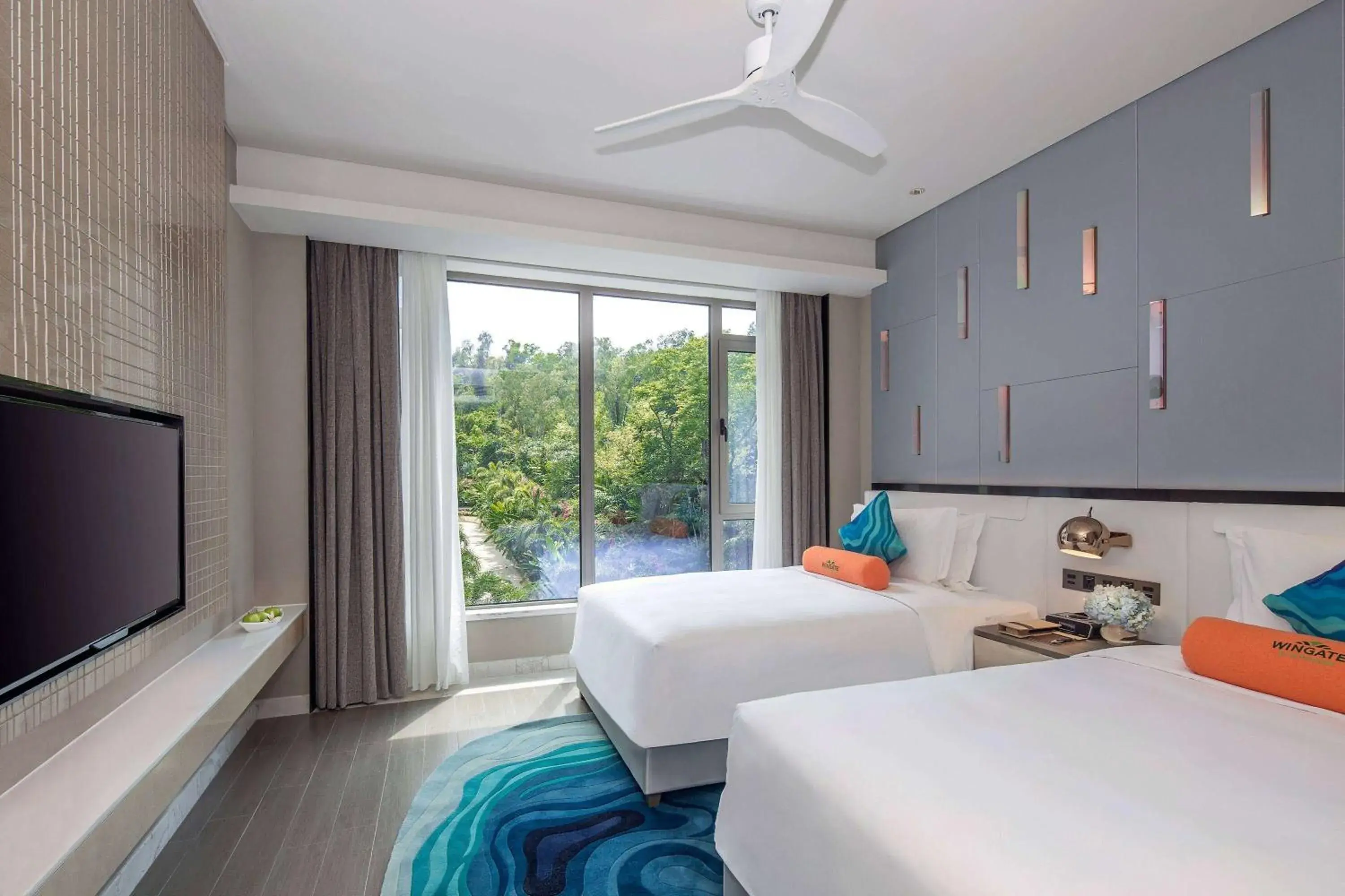 Photo of the whole room, Bed in 三亚鹿回头蔚景温德姆酒店 Photo of the whole room, Bed in 三亚鹿回头蔚景温德姆酒店