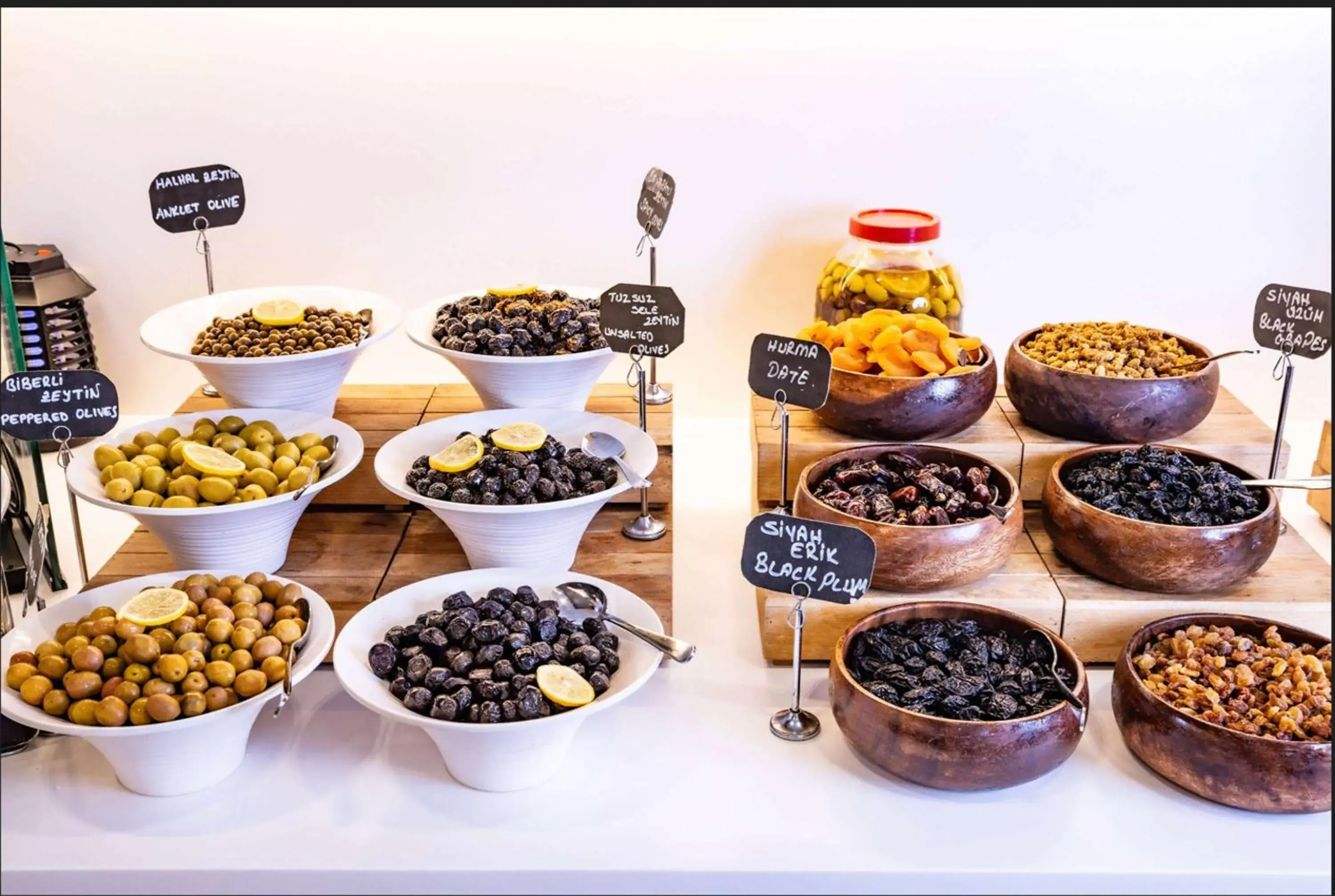 Restaurant/places to eat in Ramada by Wyndham Istanbul Alibeykoy Restaurant/places to eat in Ramada by Wyndham Istanbul Alibeykoy