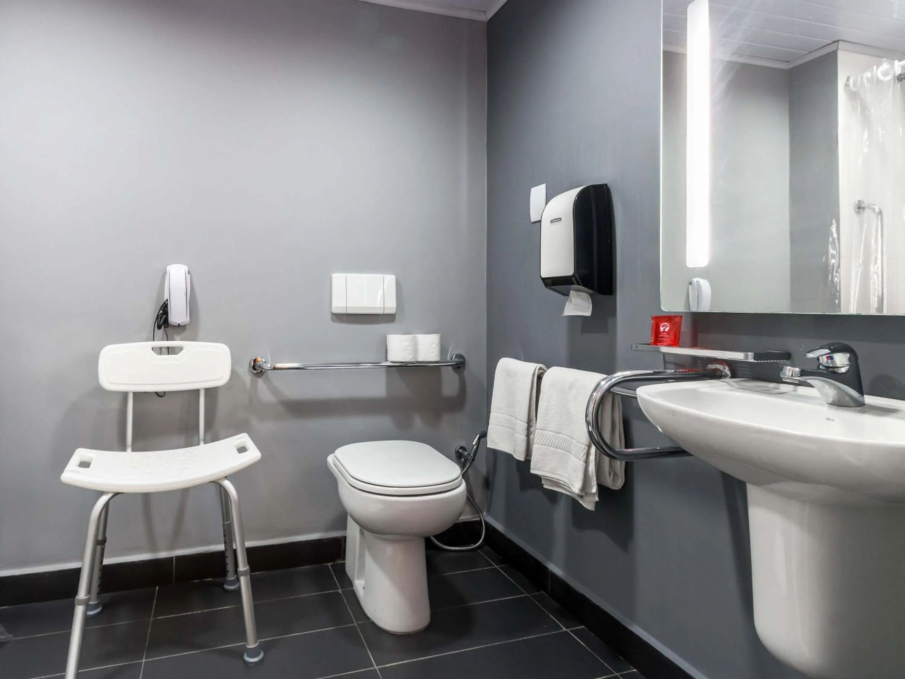 Bedroom in ibis Marilia