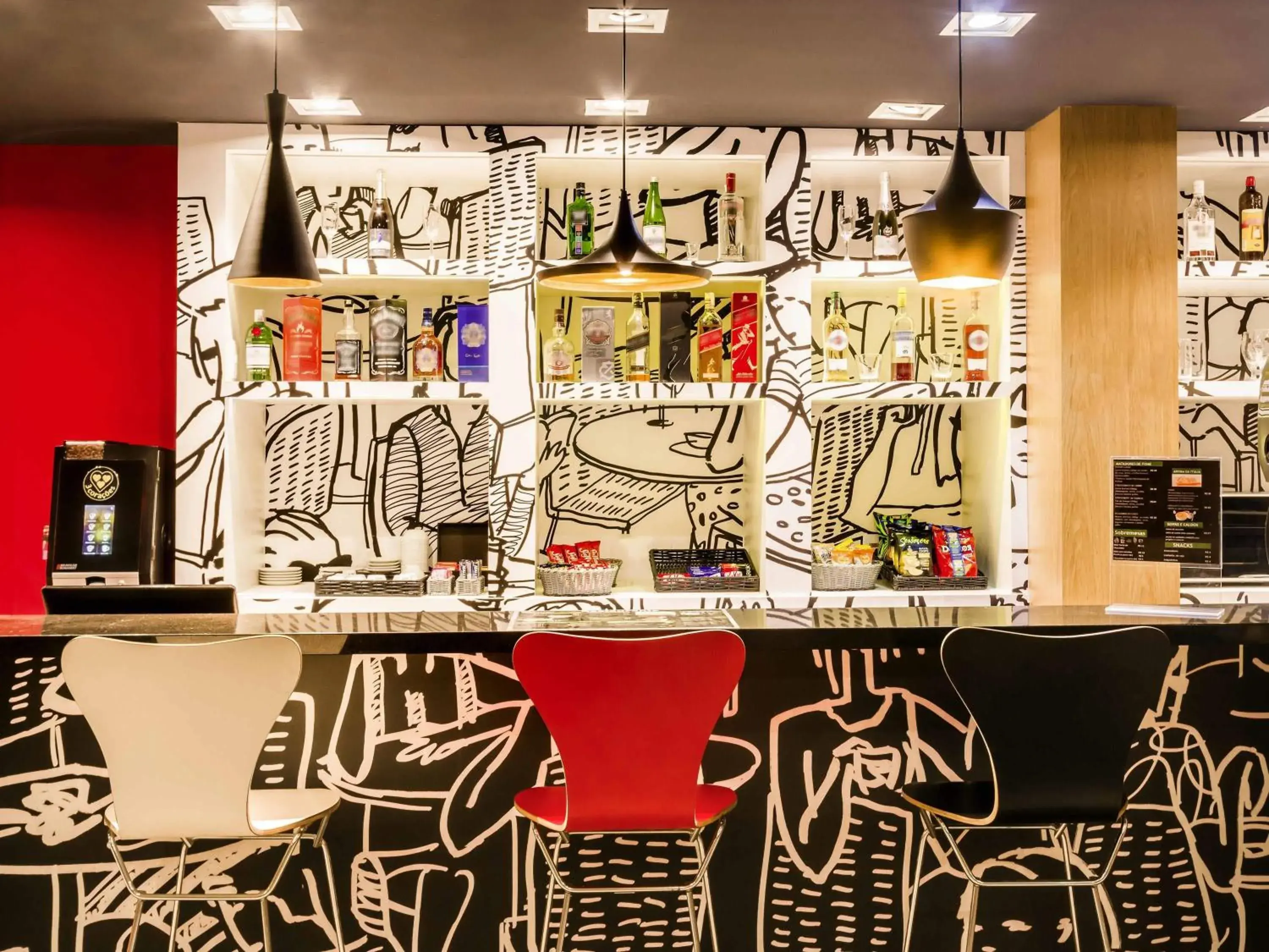 Lounge or bar in ibis Marilia Lounge or bar in ibis Marilia